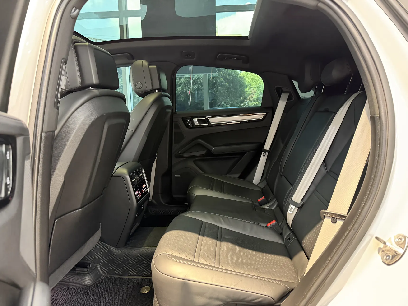 Porsche Cayenne, 2023 18