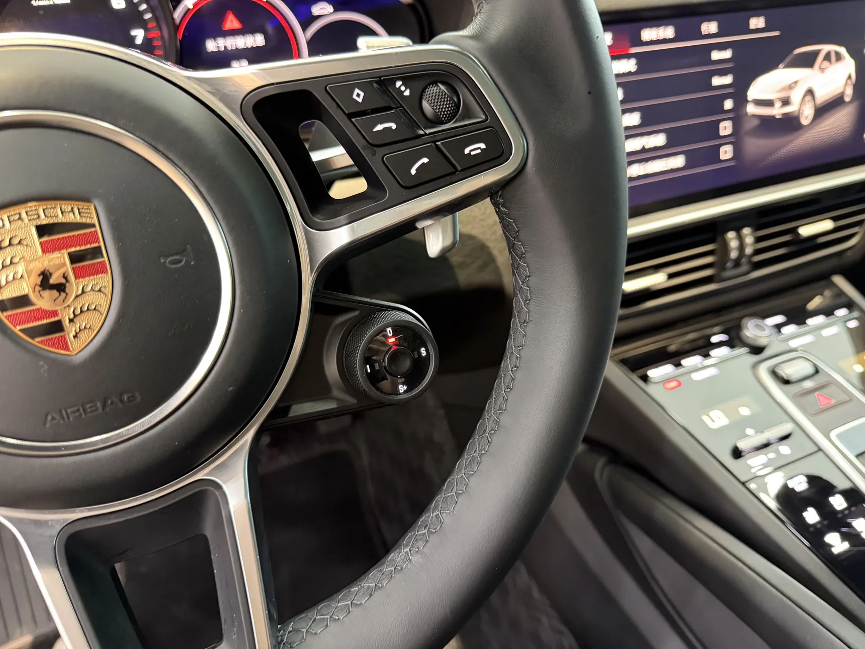 Porsche Cayenne, 2023 13