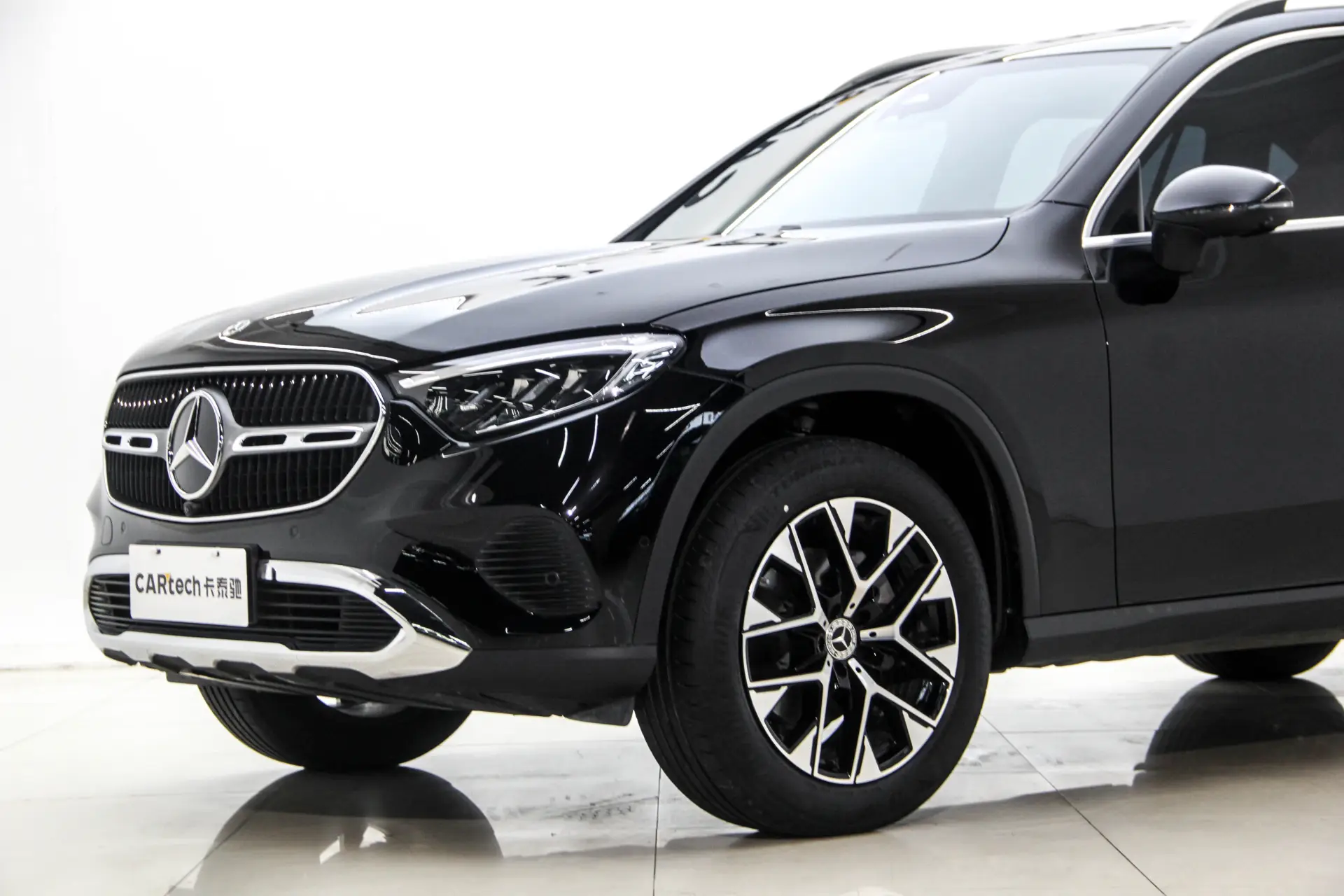 Mercedes-Benz GLC 260 L, 2026 9