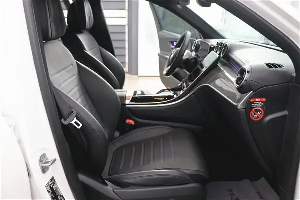 Mercedes-Benz GLC 260 L, 2023 16