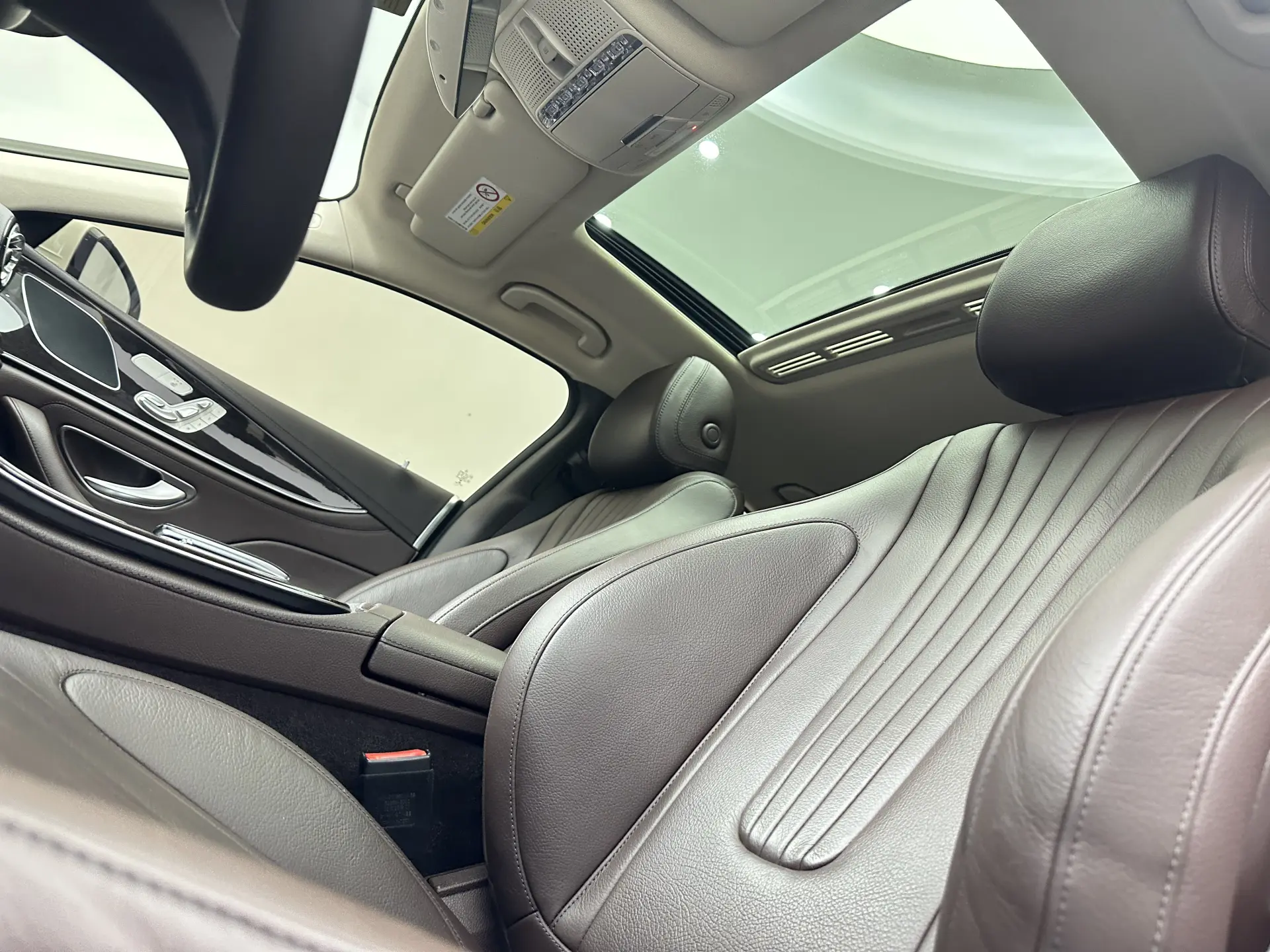 Mercedes-Benz CLS 300, 2020 22