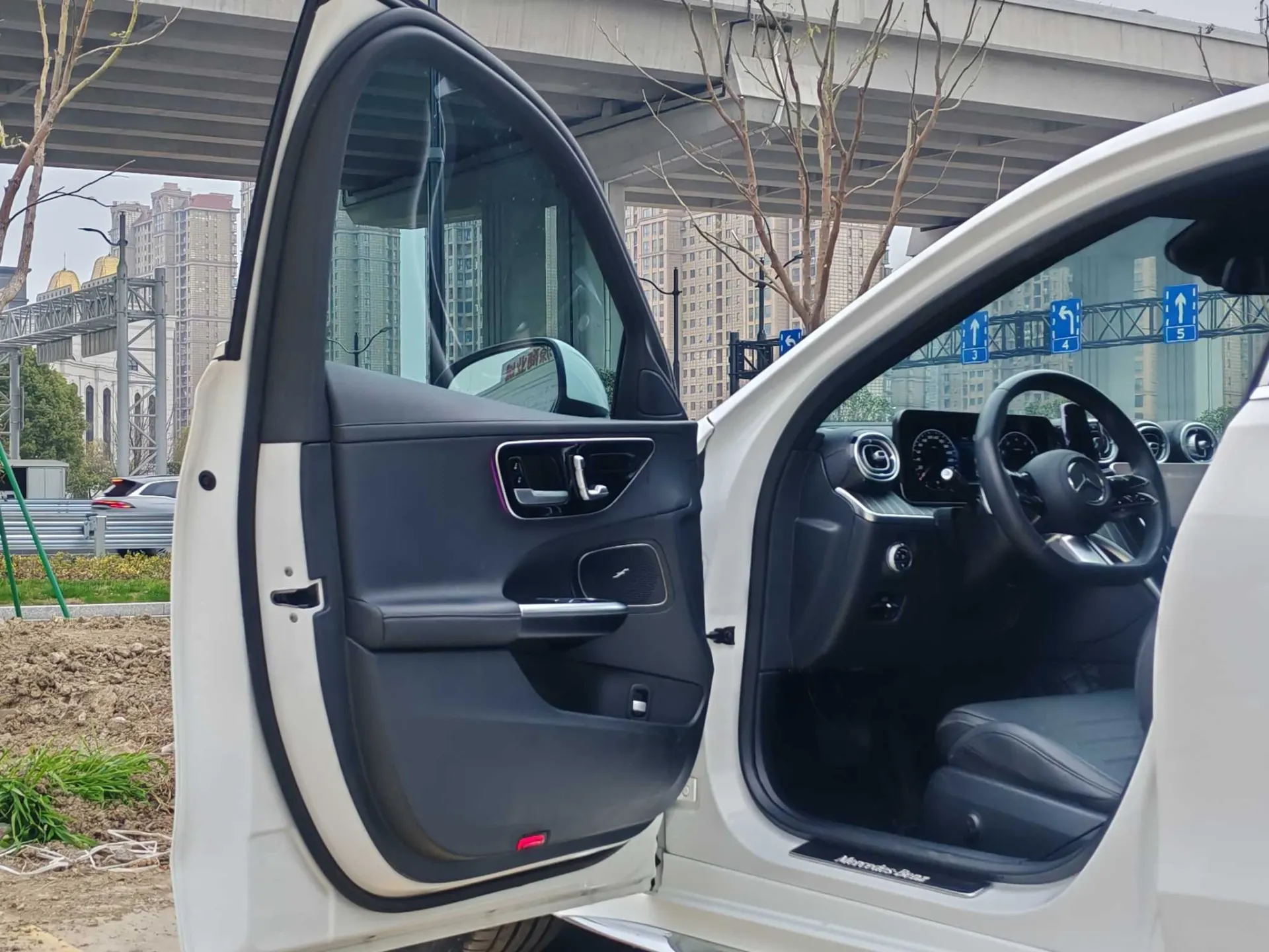 Mercedes-Benz C 260 L, 2024 19