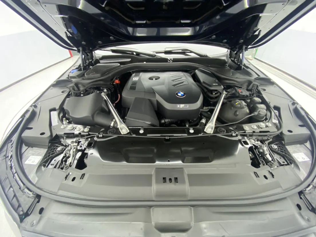 BMW 530Li, 2026 12