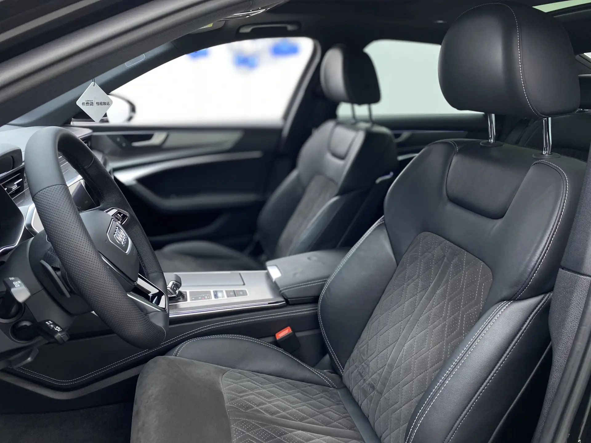 Audi A6L 55 TFSI, 2022 26