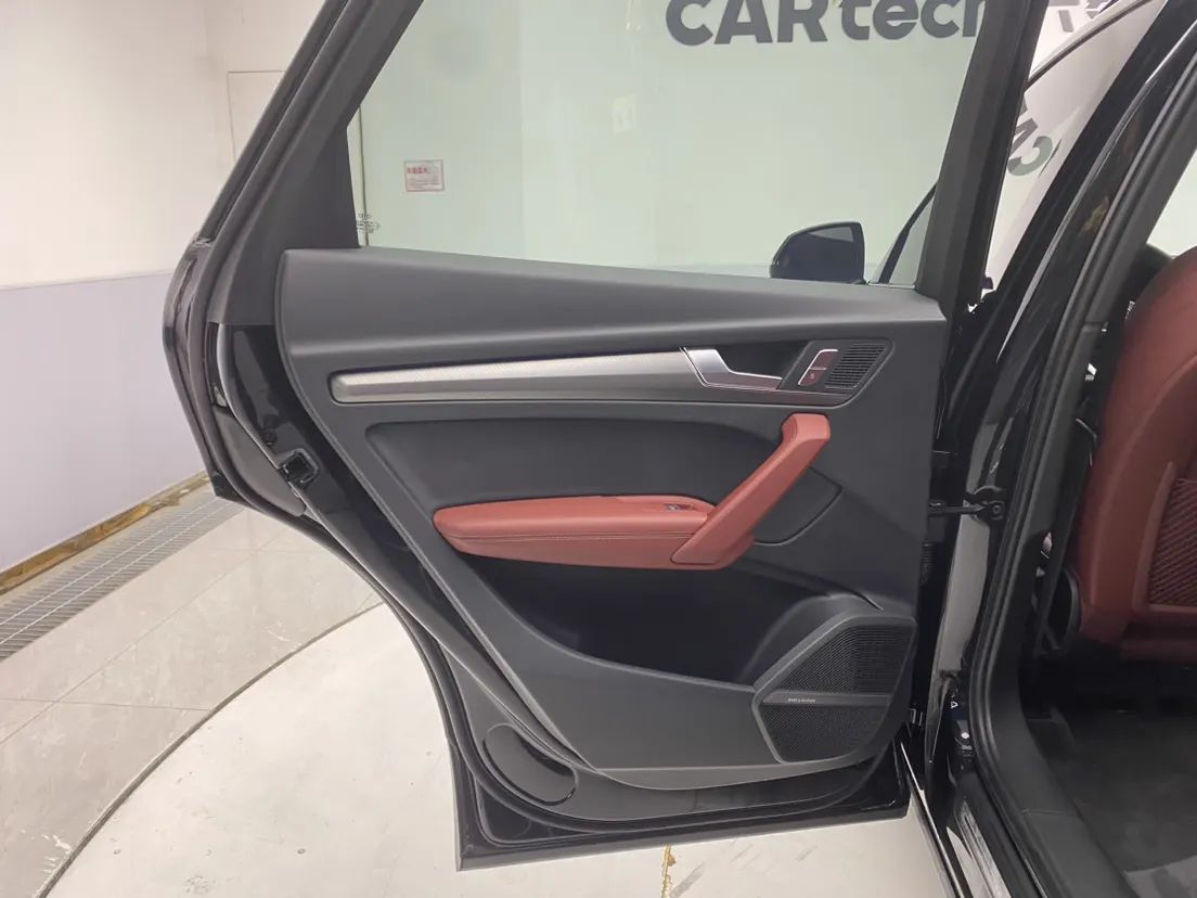 Audi Q5L 45 TFSI, 2024 22