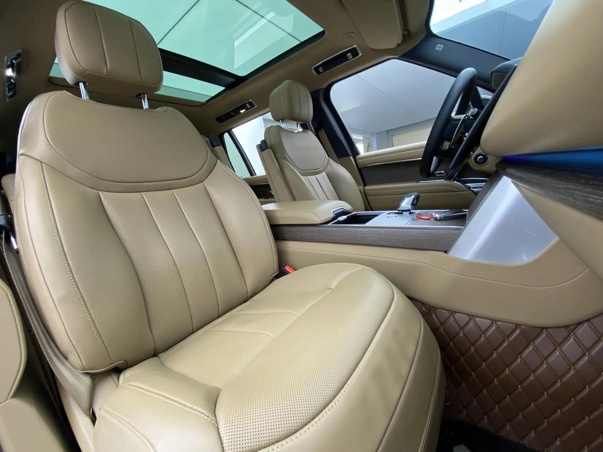 Land Rover Range Rover, 2024 10