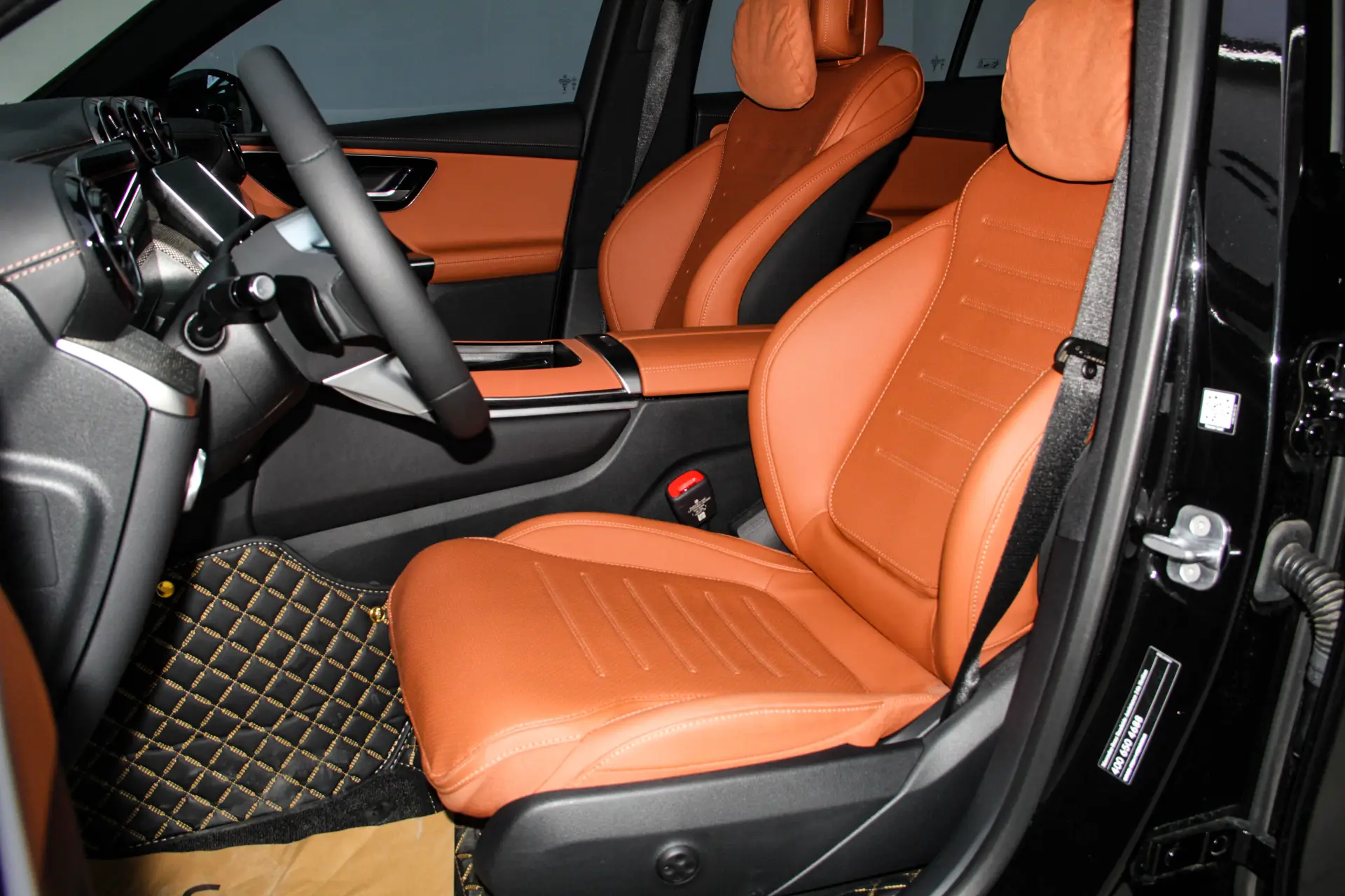 Mercedes-Benz GLC 260 L, 2026 19