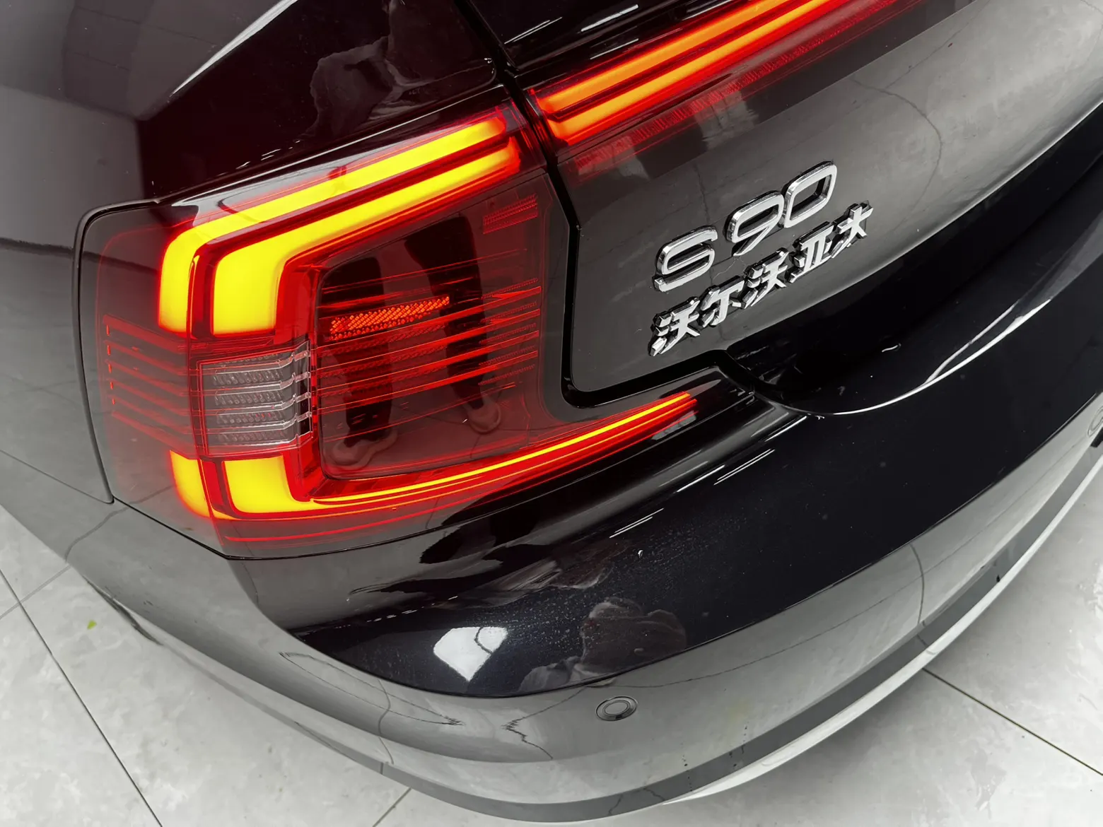 Volvo S90, 2023 все фото