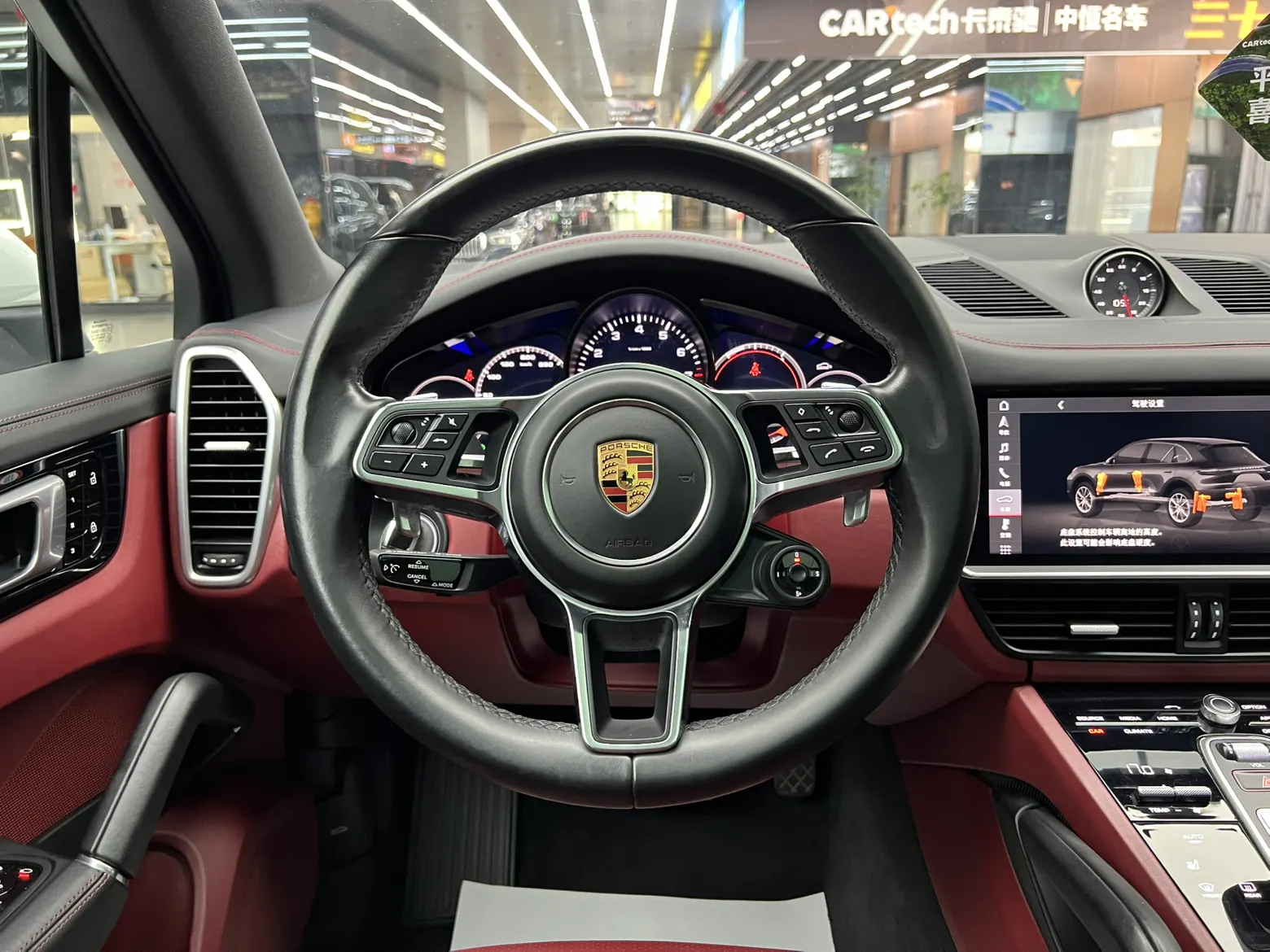 Porsche Cayenne, 2019 13