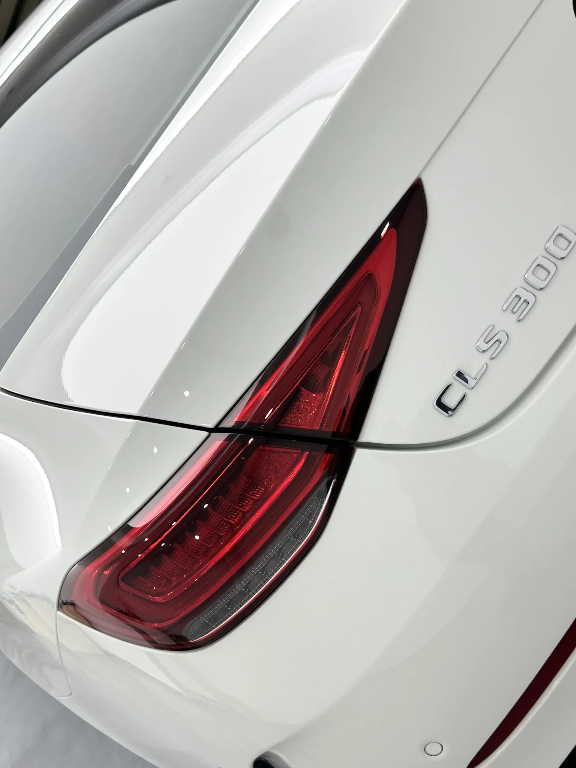 Mercedes-Benz CLS 300, 2020 29