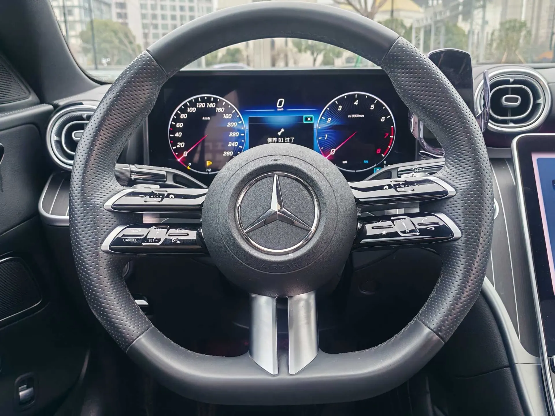 Mercedes-Benz C 260 L, 2024 11