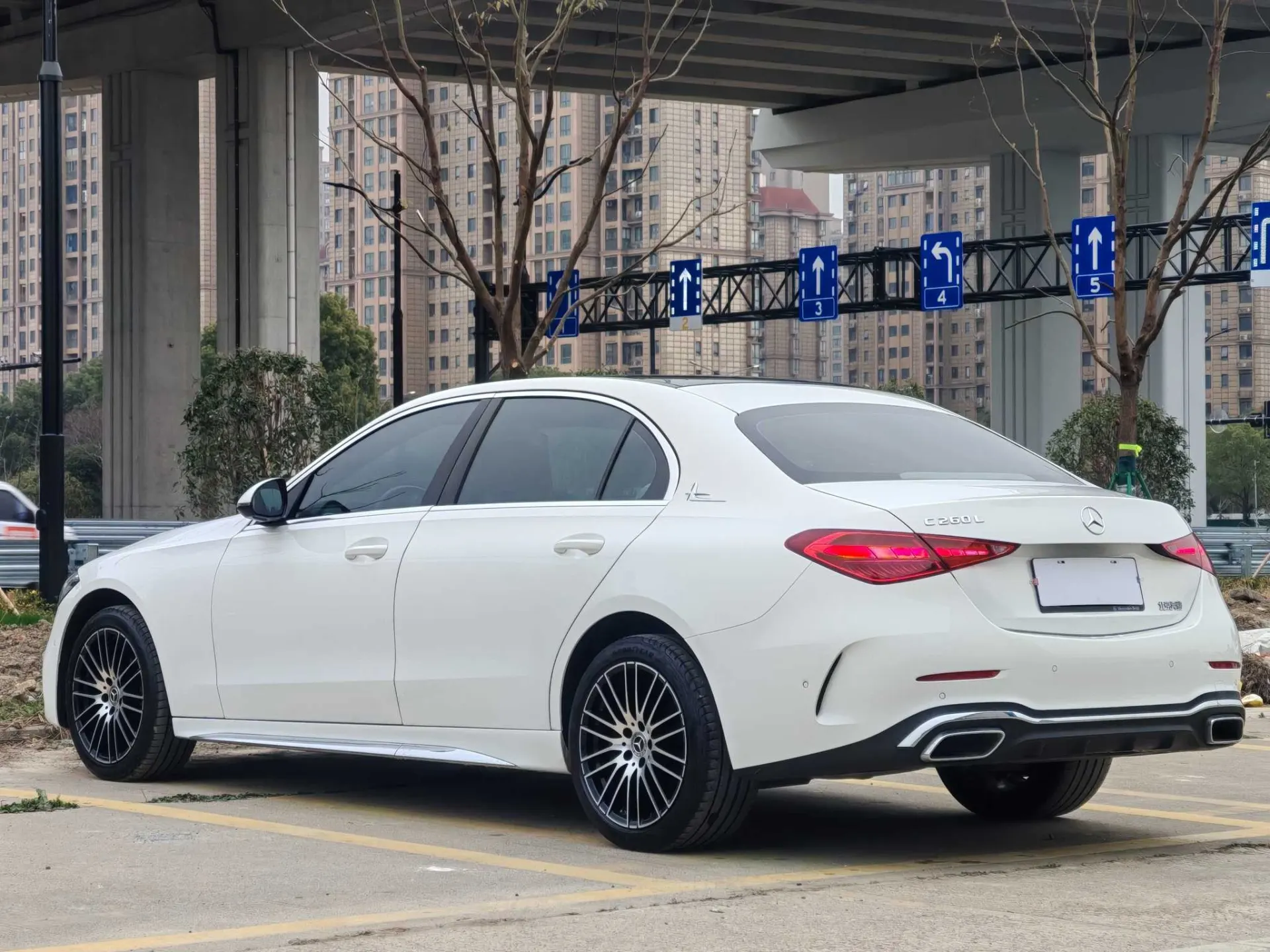 Mercedes-Benz C 260 L, 2024 все фото