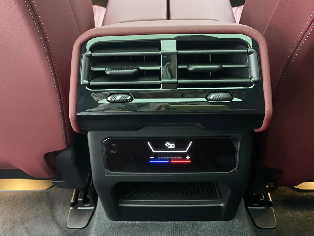 BMW 530Li, 2026 22
