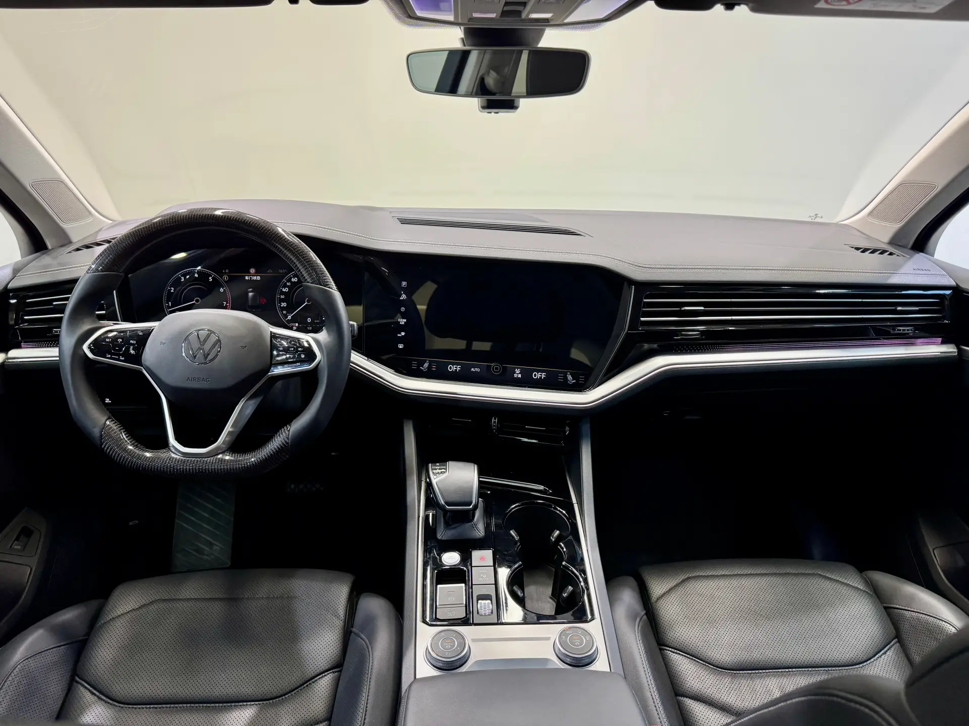Volkswagen Touareg, 2023 9