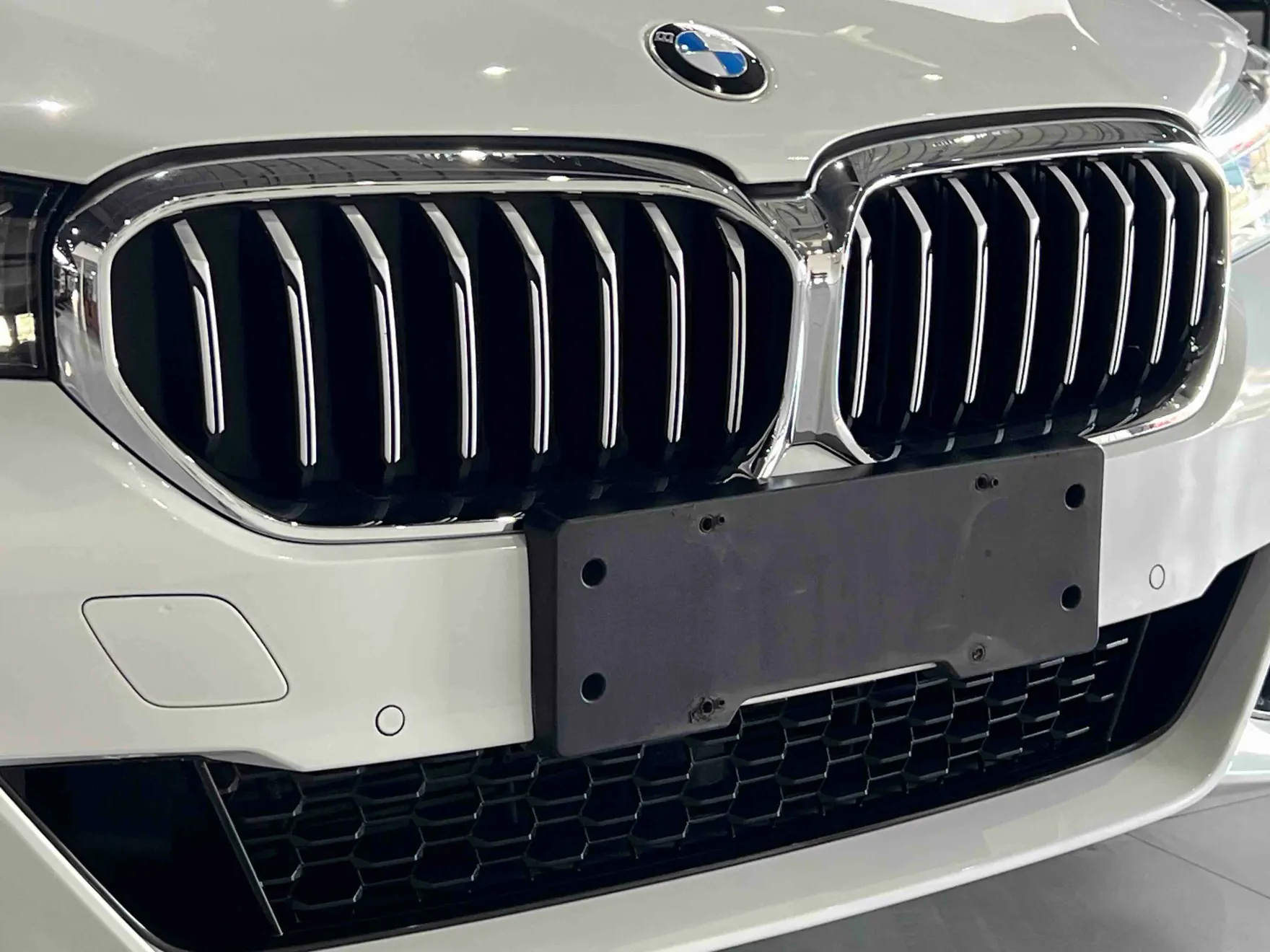 BMW 525Li, 2022 12