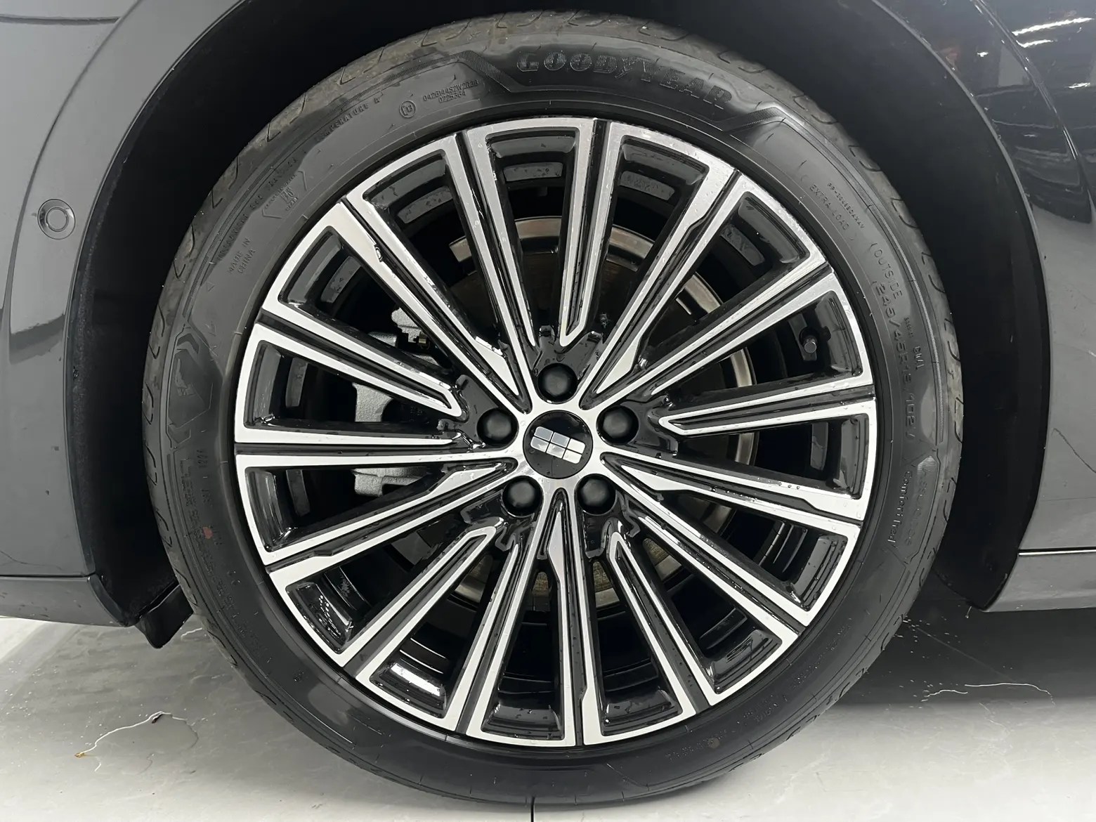 Geely Galaxy 8, 2025 7