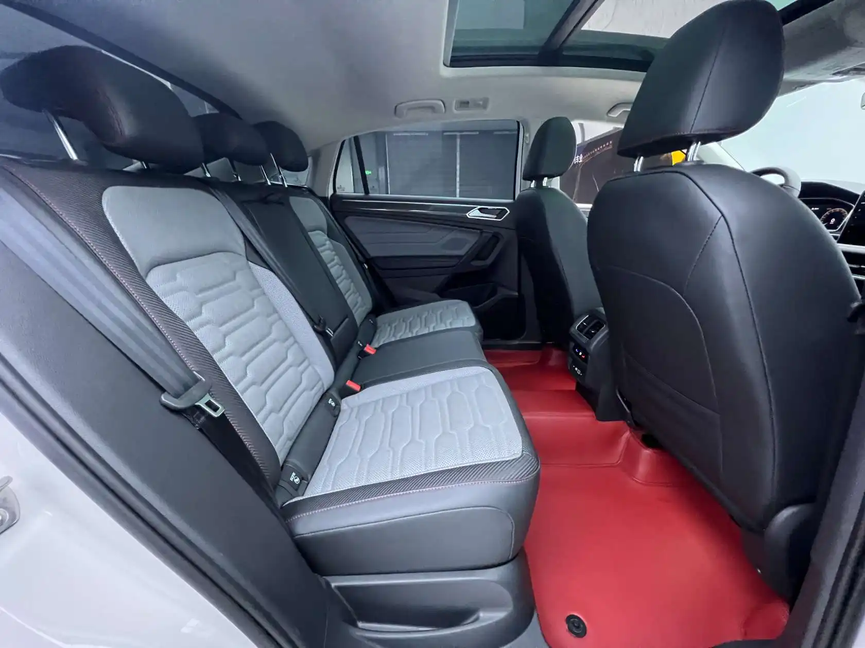 Volkswagen Tiguan, 2023 16