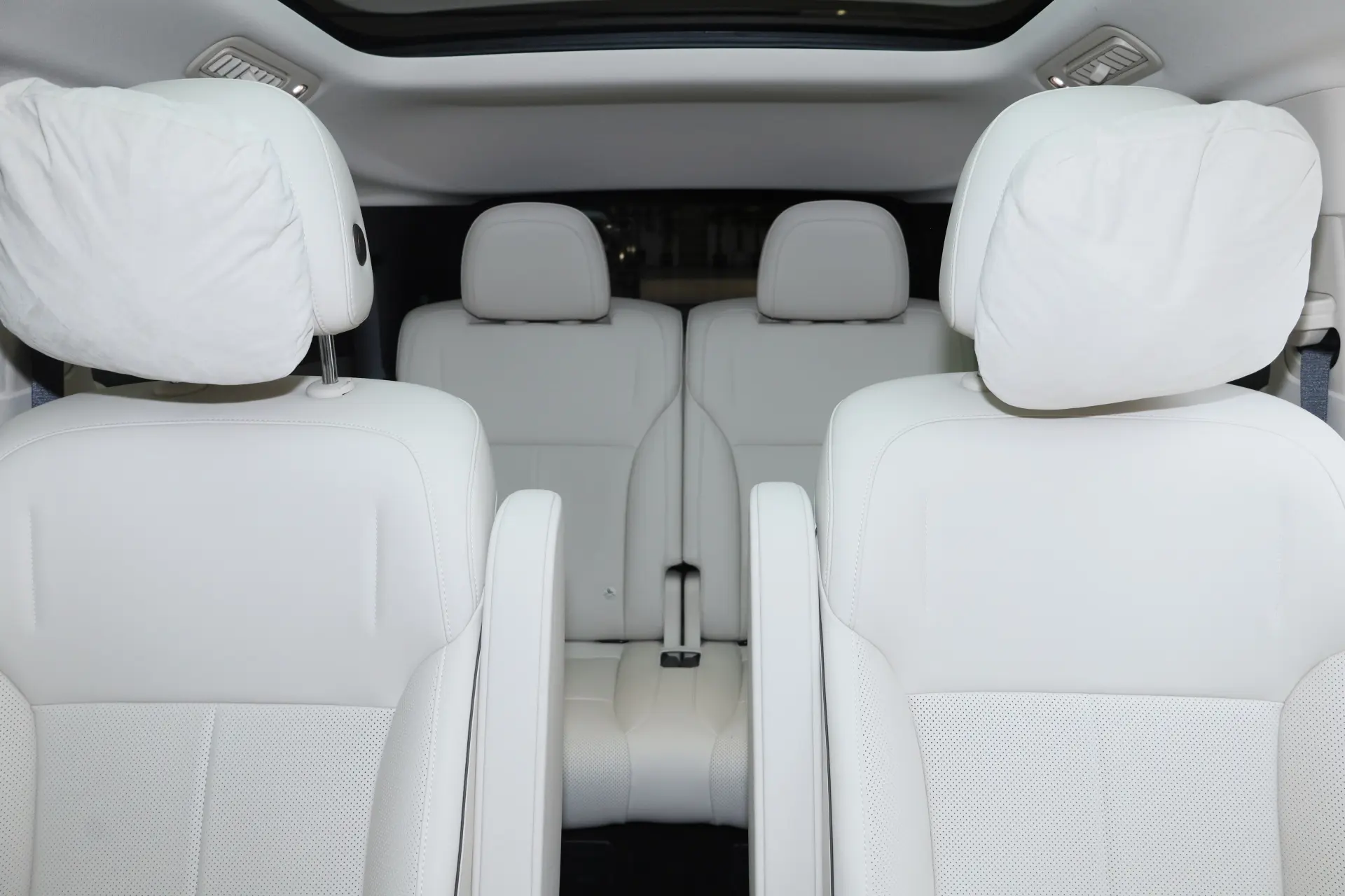 Li Auto i8, 2026 23