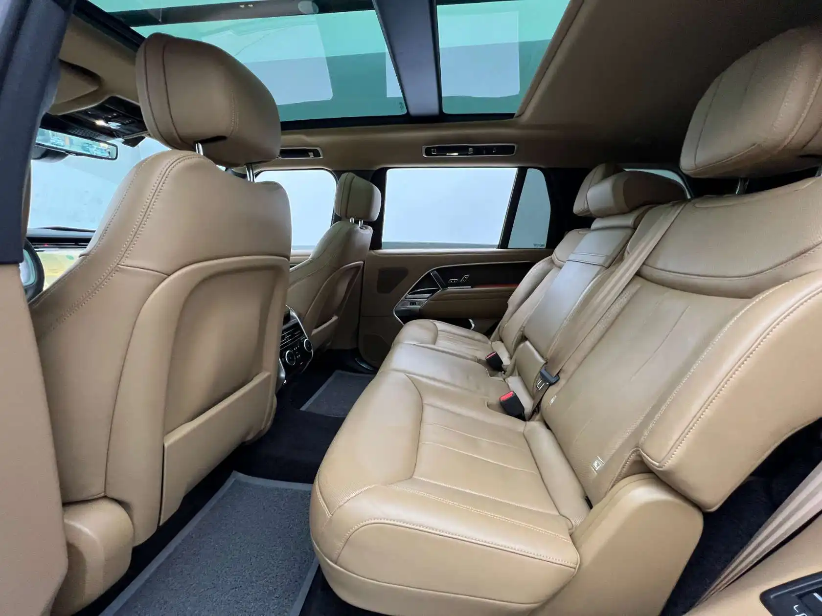 Land Rover Range Rover, 2023 14