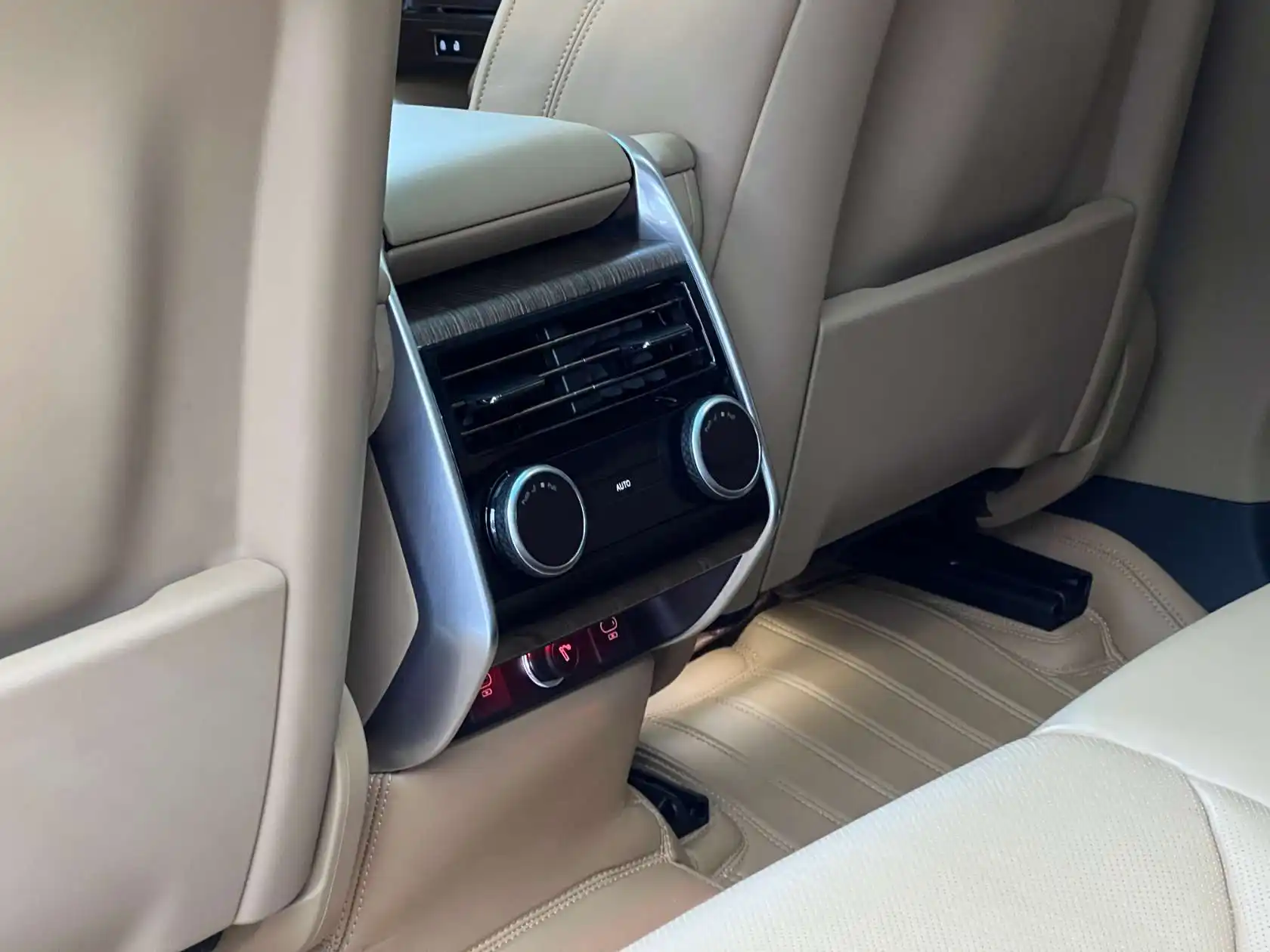 Land Rover Range Rover, 2024 16