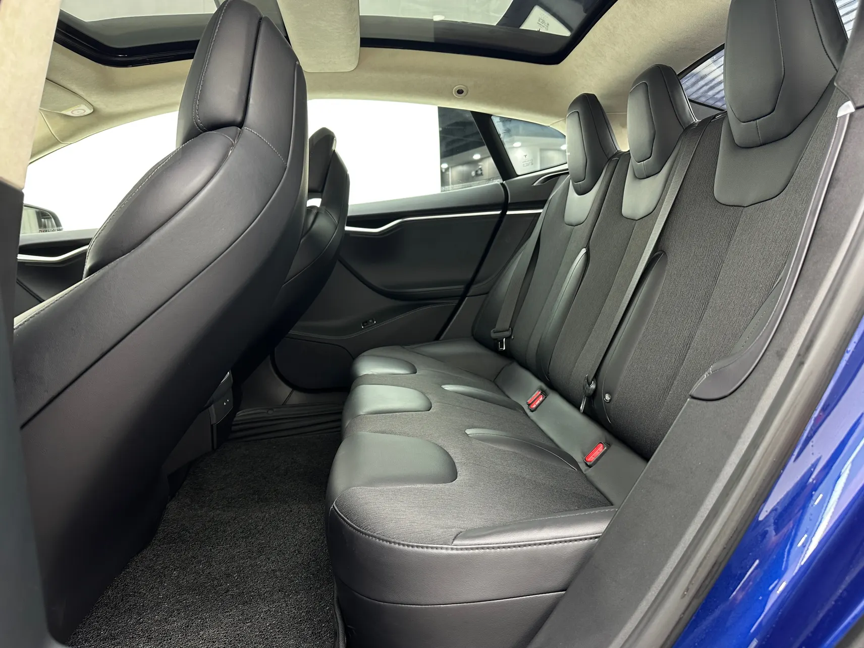 Tesla Model S, 2017 30