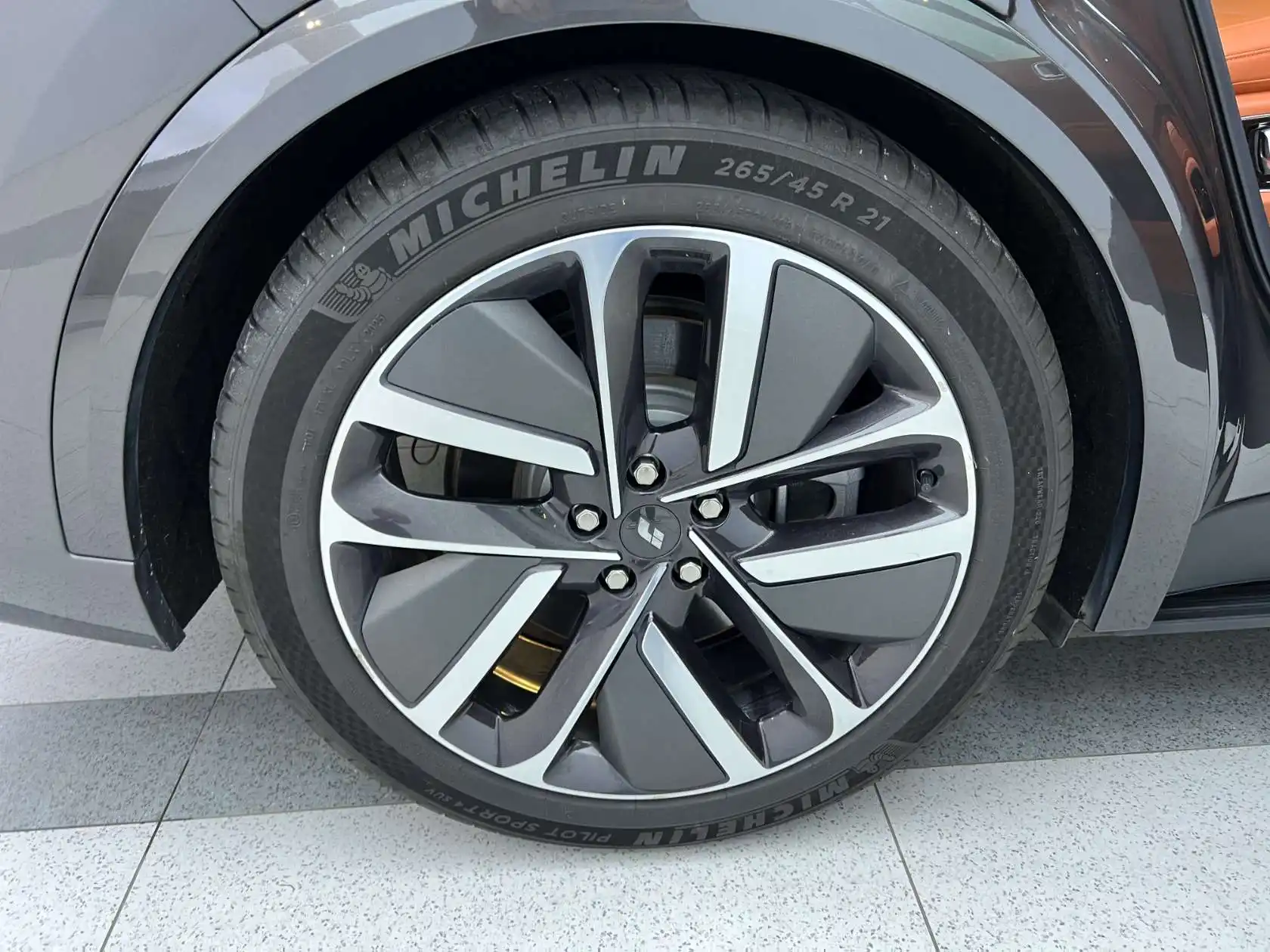 Li Auto L9, 2024 33