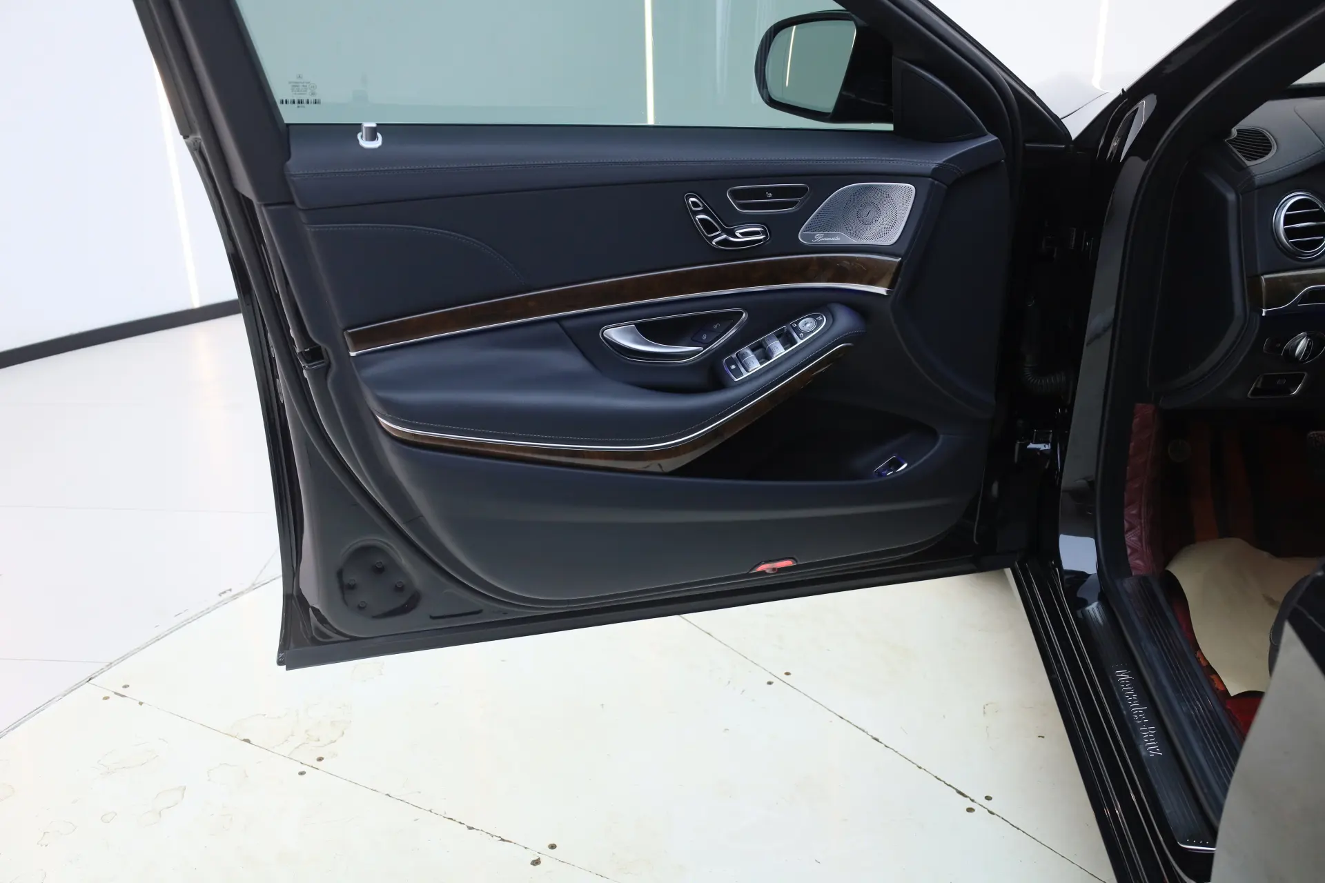 Mercedes-Benz S 320 L, 2017 29