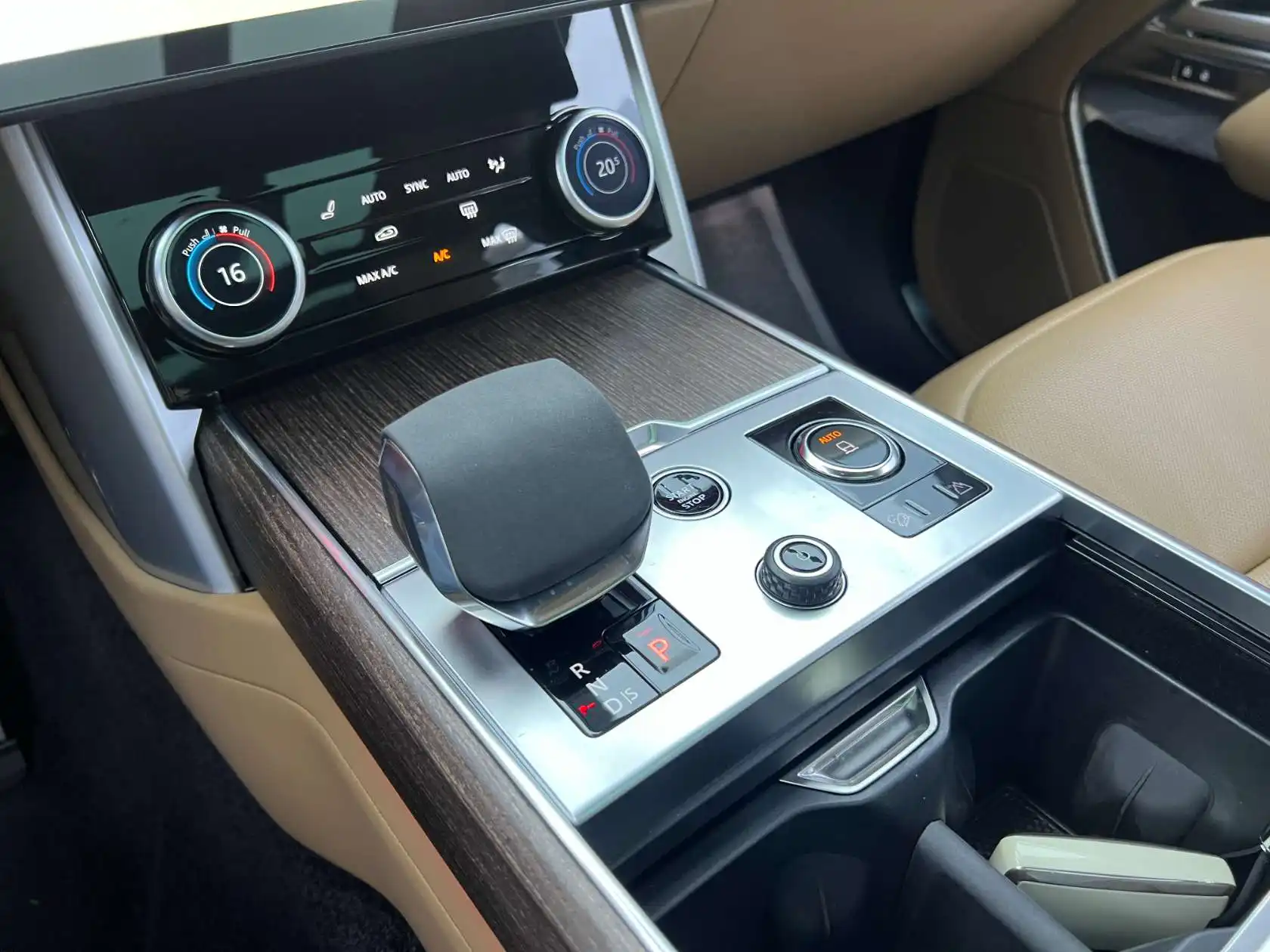 Land Rover Range Rover, 2023 9