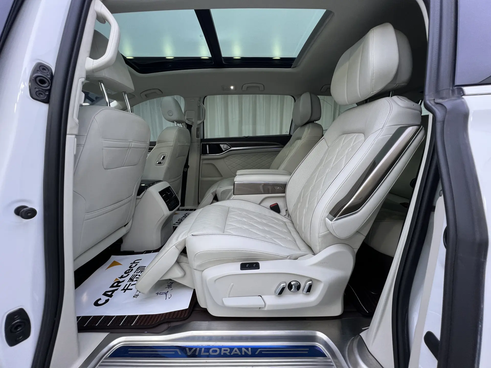 Volkswagen Viloran, 2020 22