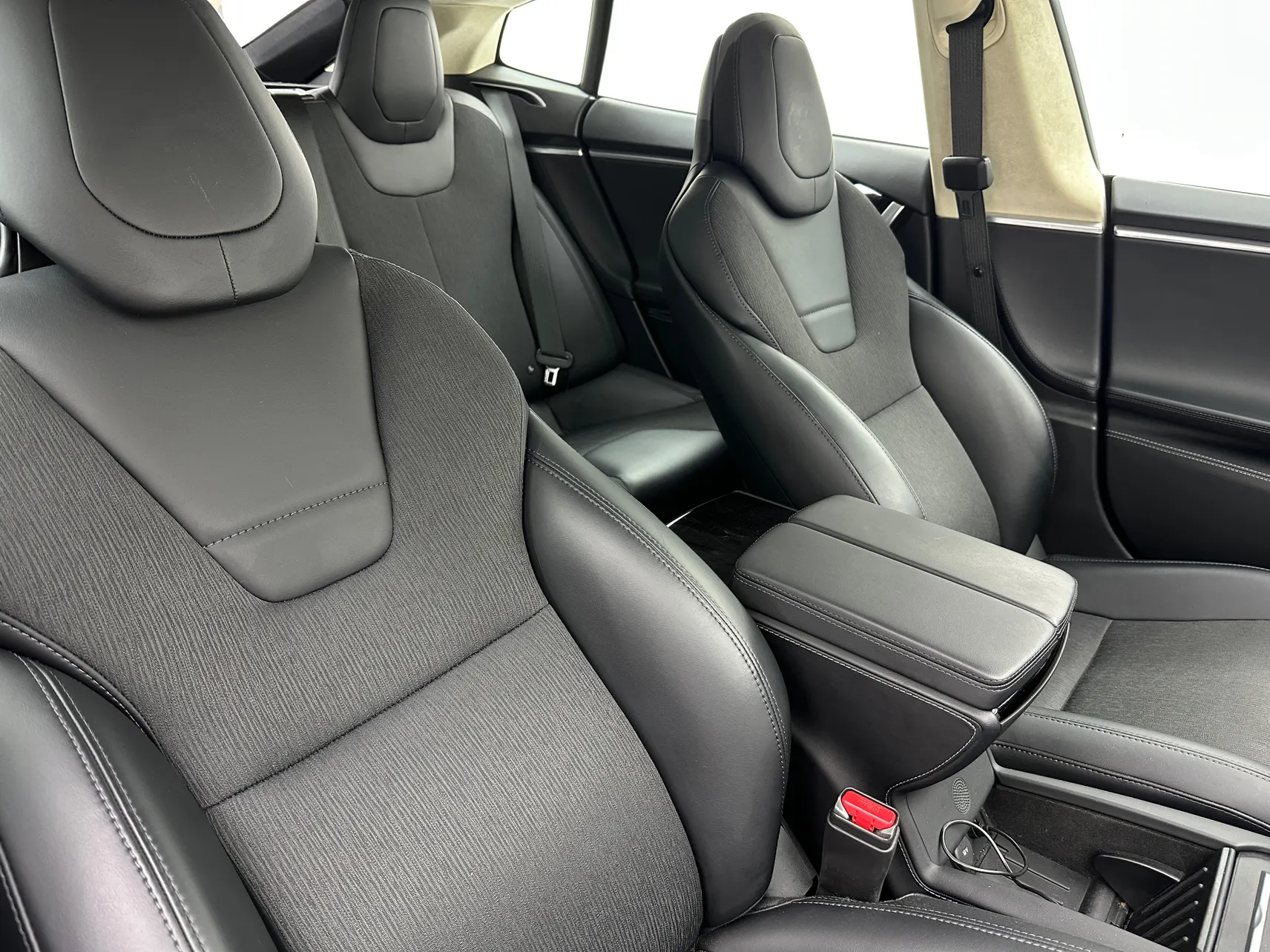 Tesla Model S, 2017 21