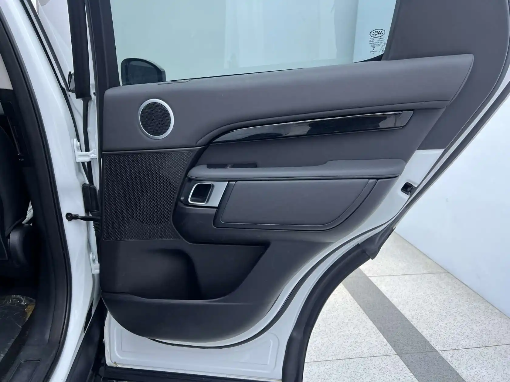 Land Rover Discovery, 2018 16