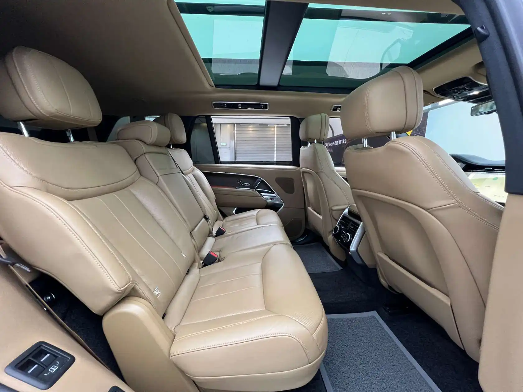 Land Rover Range Rover, 2023 18