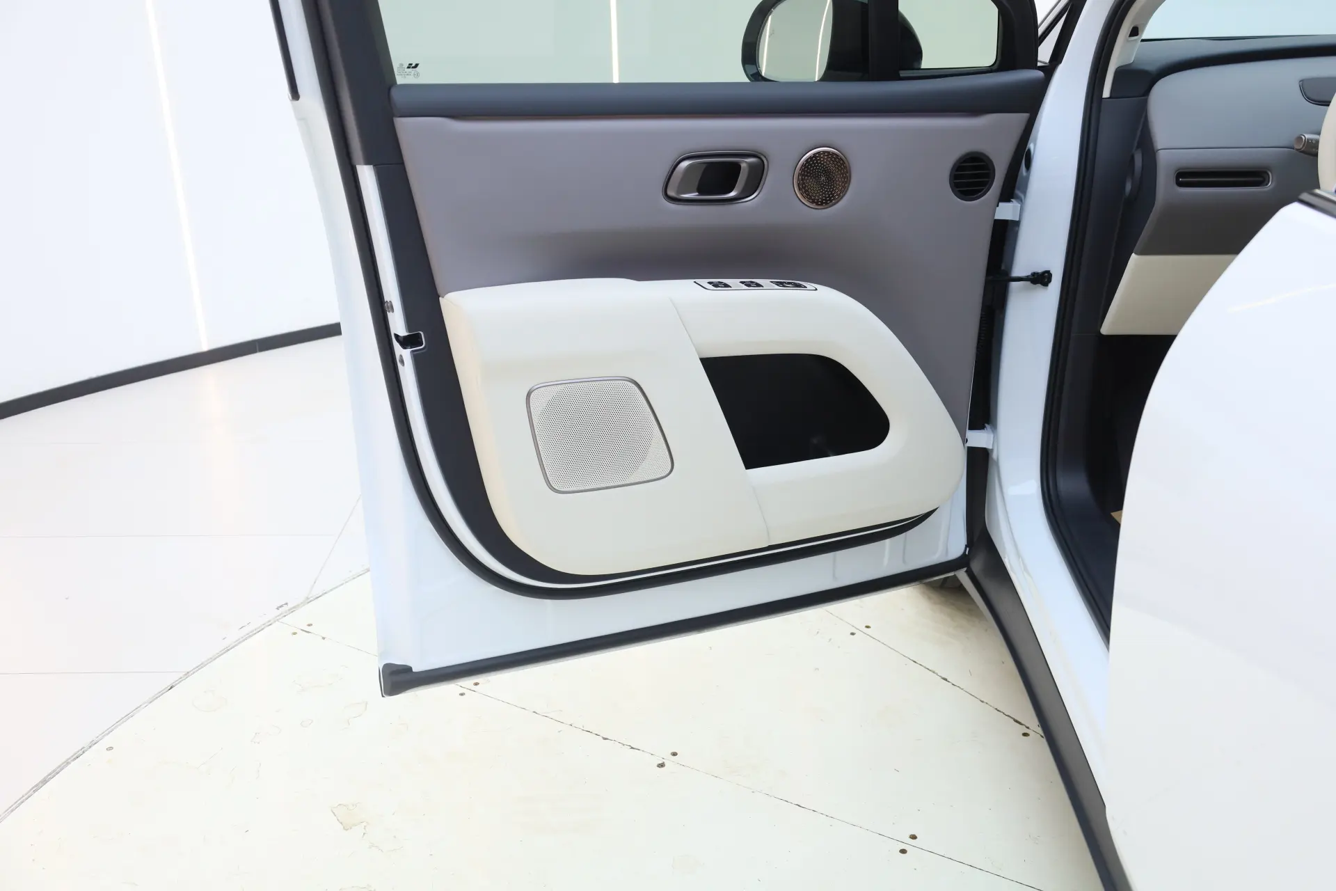 Li Auto i8, 2026 18