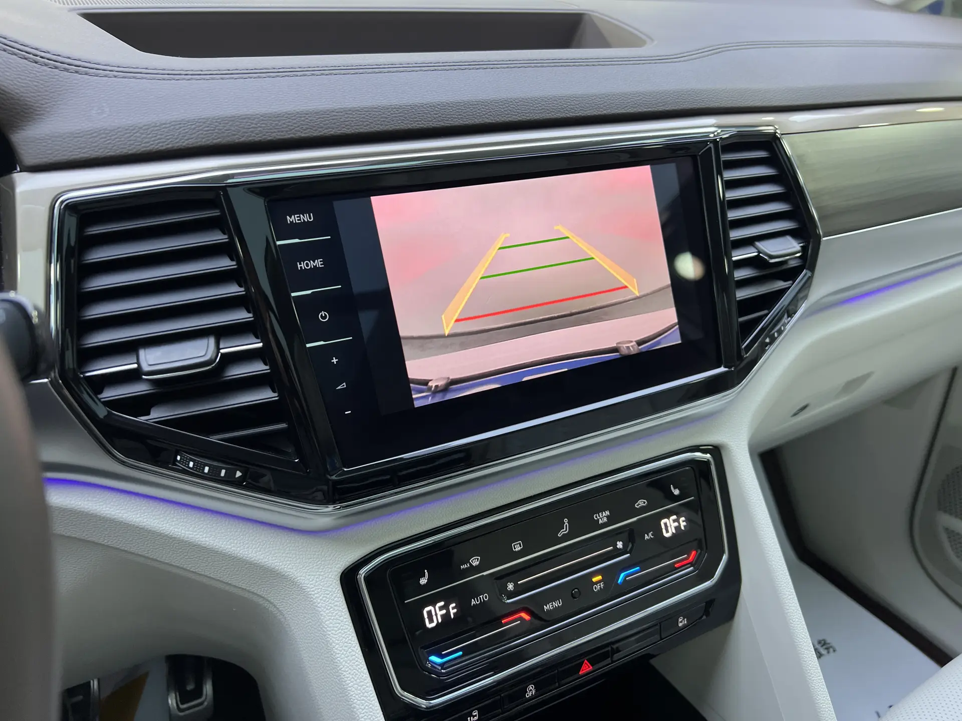 Volkswagen Viloran, 2020 12