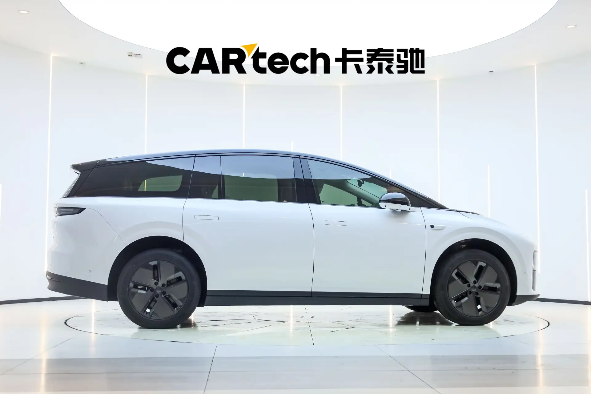 Li Auto i8, 2026 4