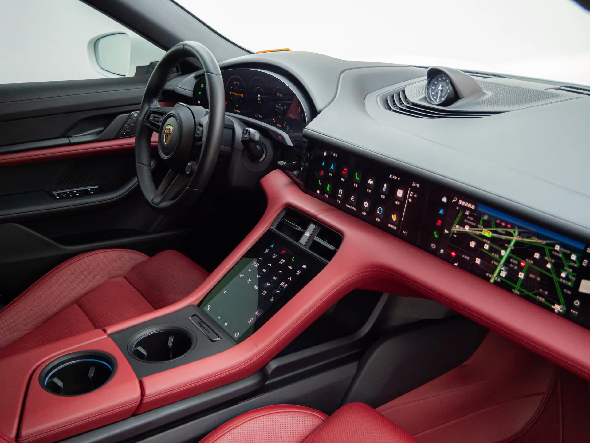 Porsche Taycan, 2023 19