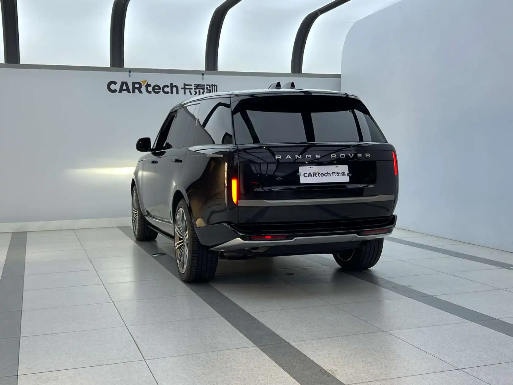 Land Rover Range Rover, 2024 4
