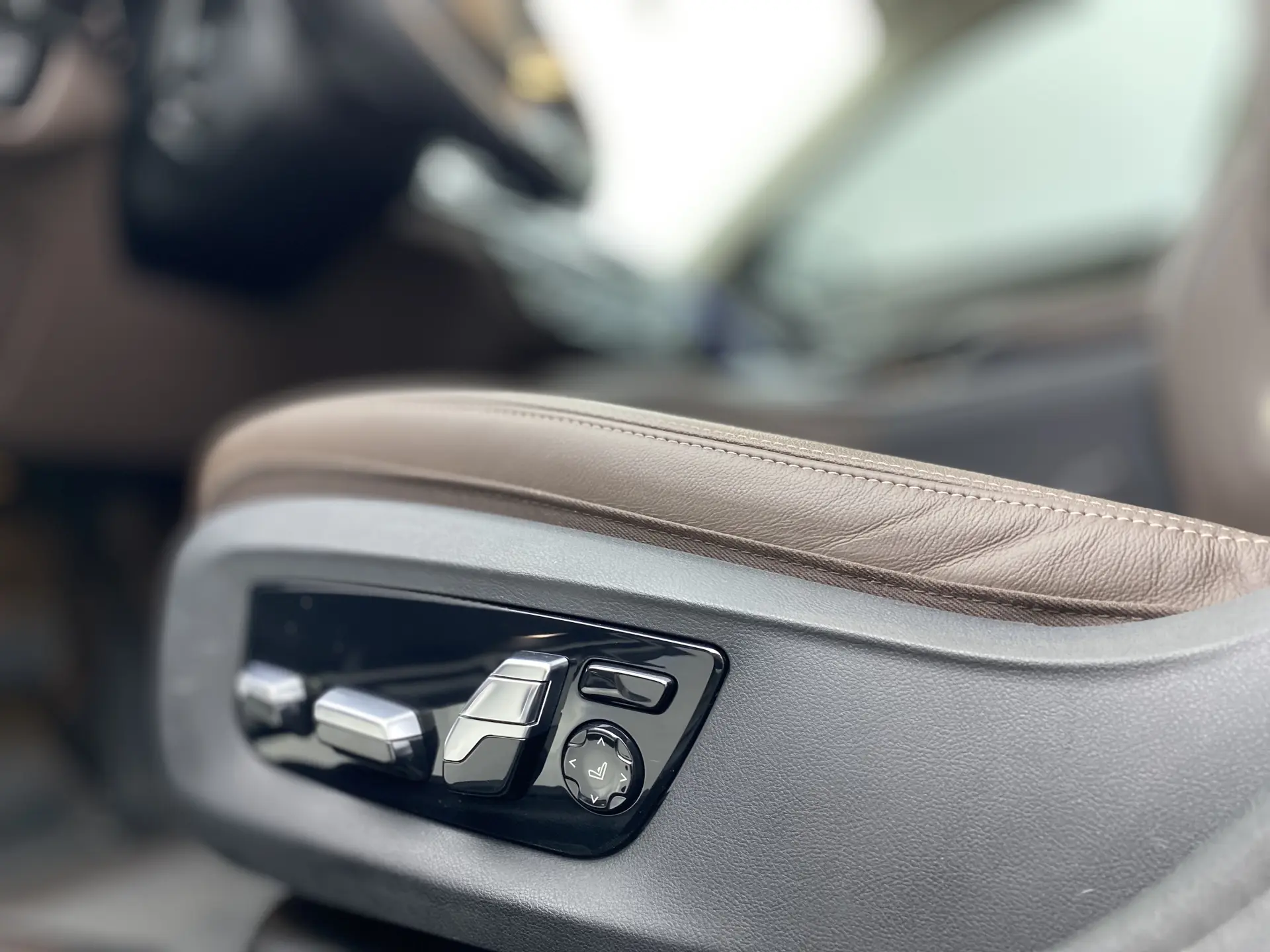 BMW 530Li, 2022 23
