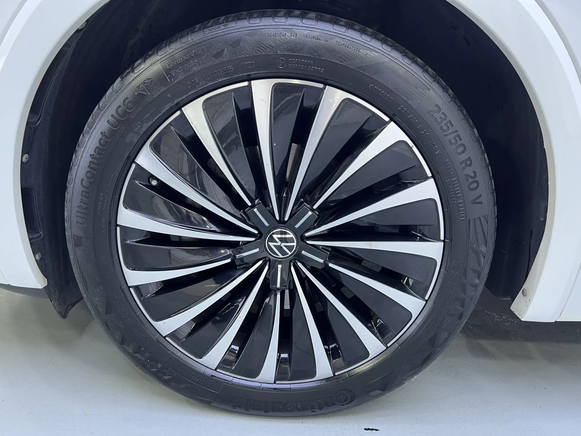 Volkswagen Viloran, 2020 3