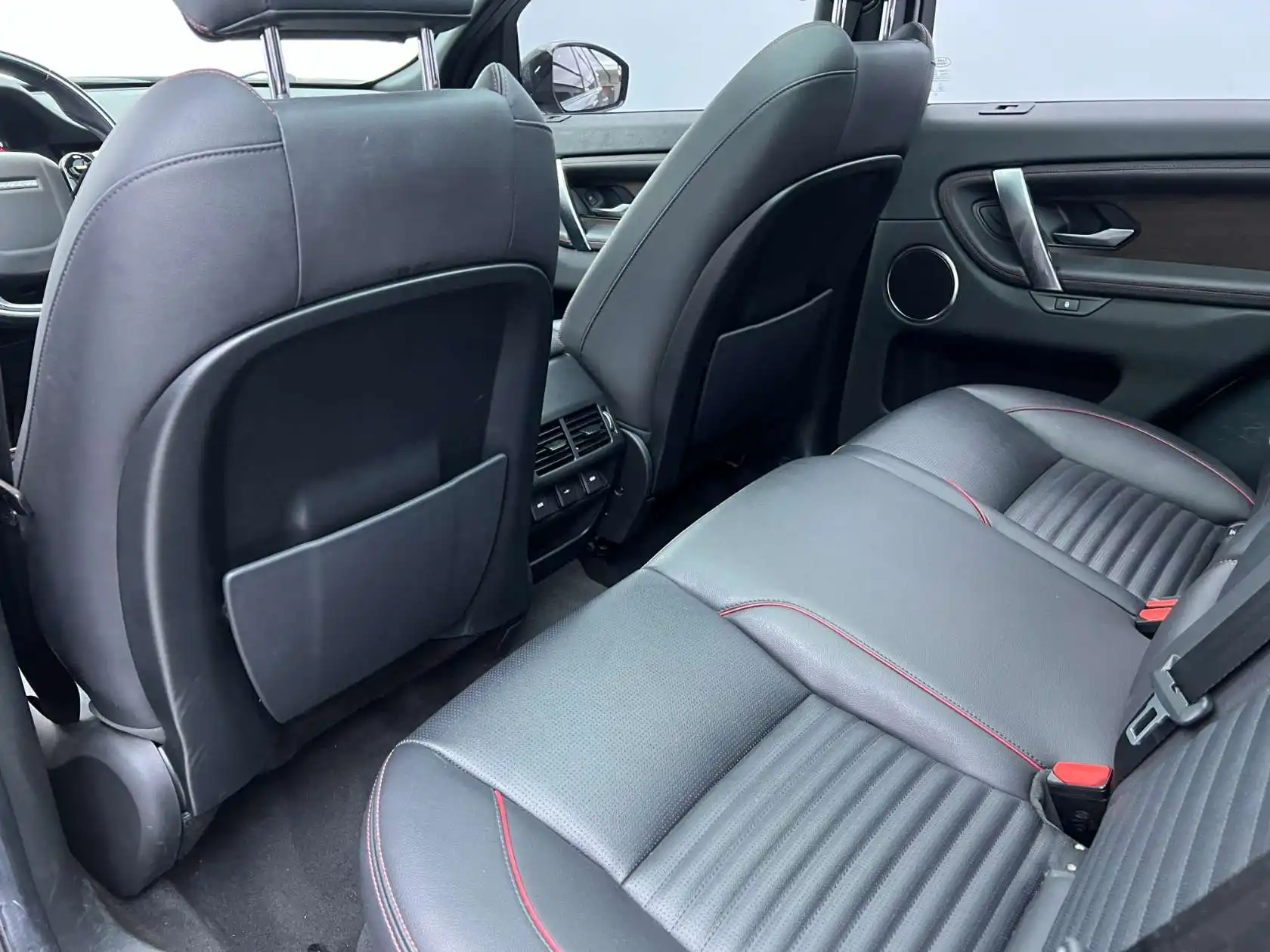 Land Rover Discovery Sport, 2021 13
