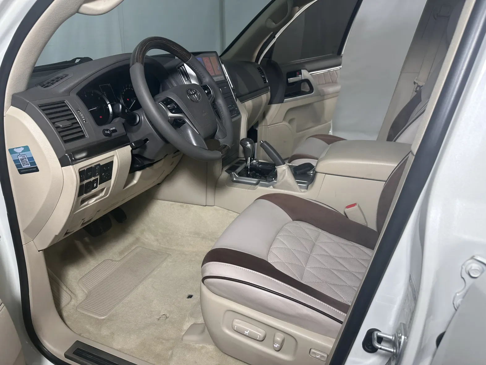 Toyota Land Cruiser, 2019 15
