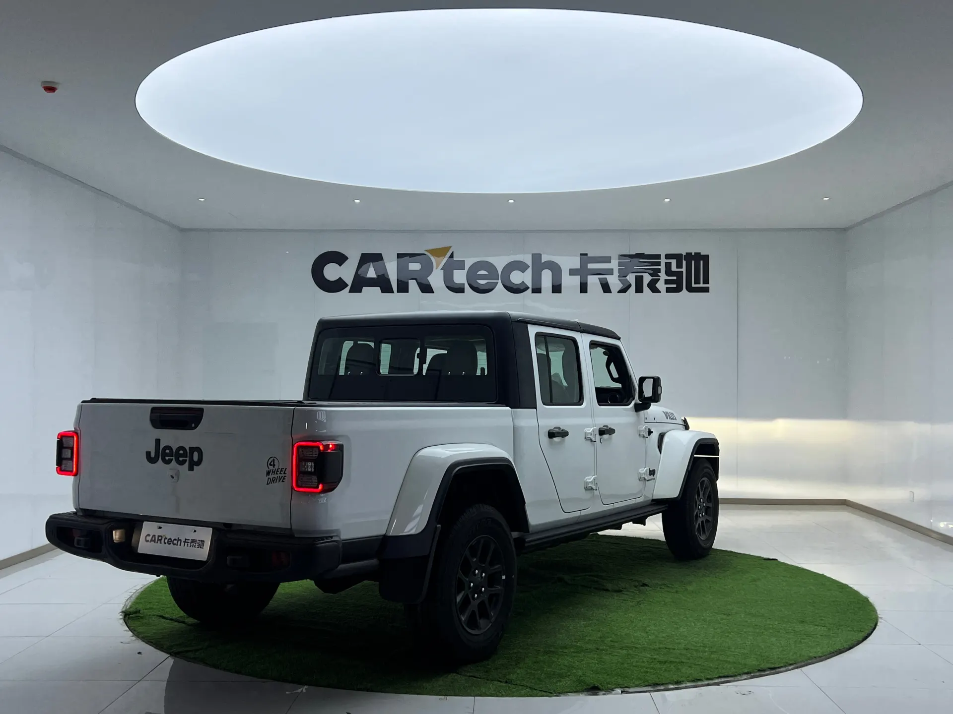 Jeep Gladiator, 2026 29