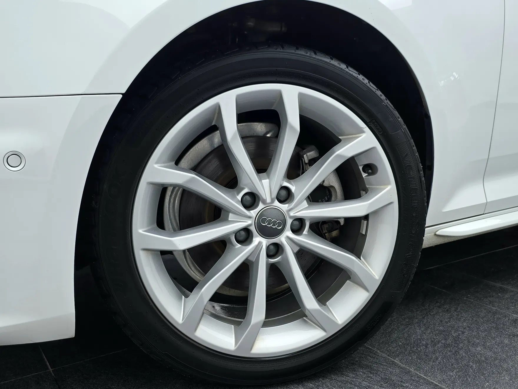 Audi A4L 40 TFSI, 2020 9