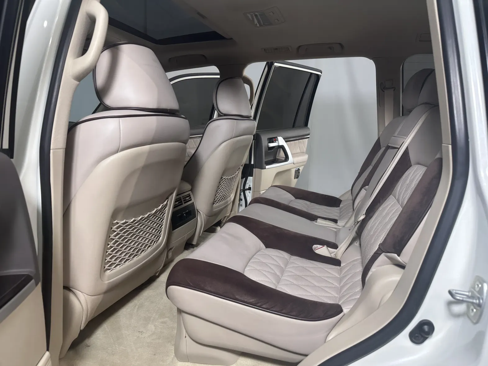 Toyota Land Cruiser, 2019 17