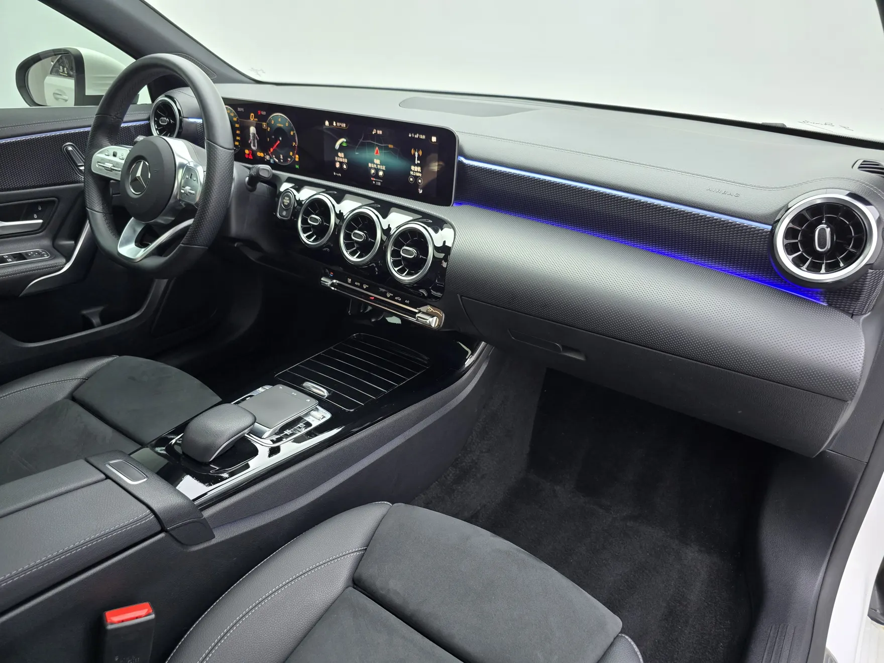 Mercedes-Benz A 200 L, 2019 25