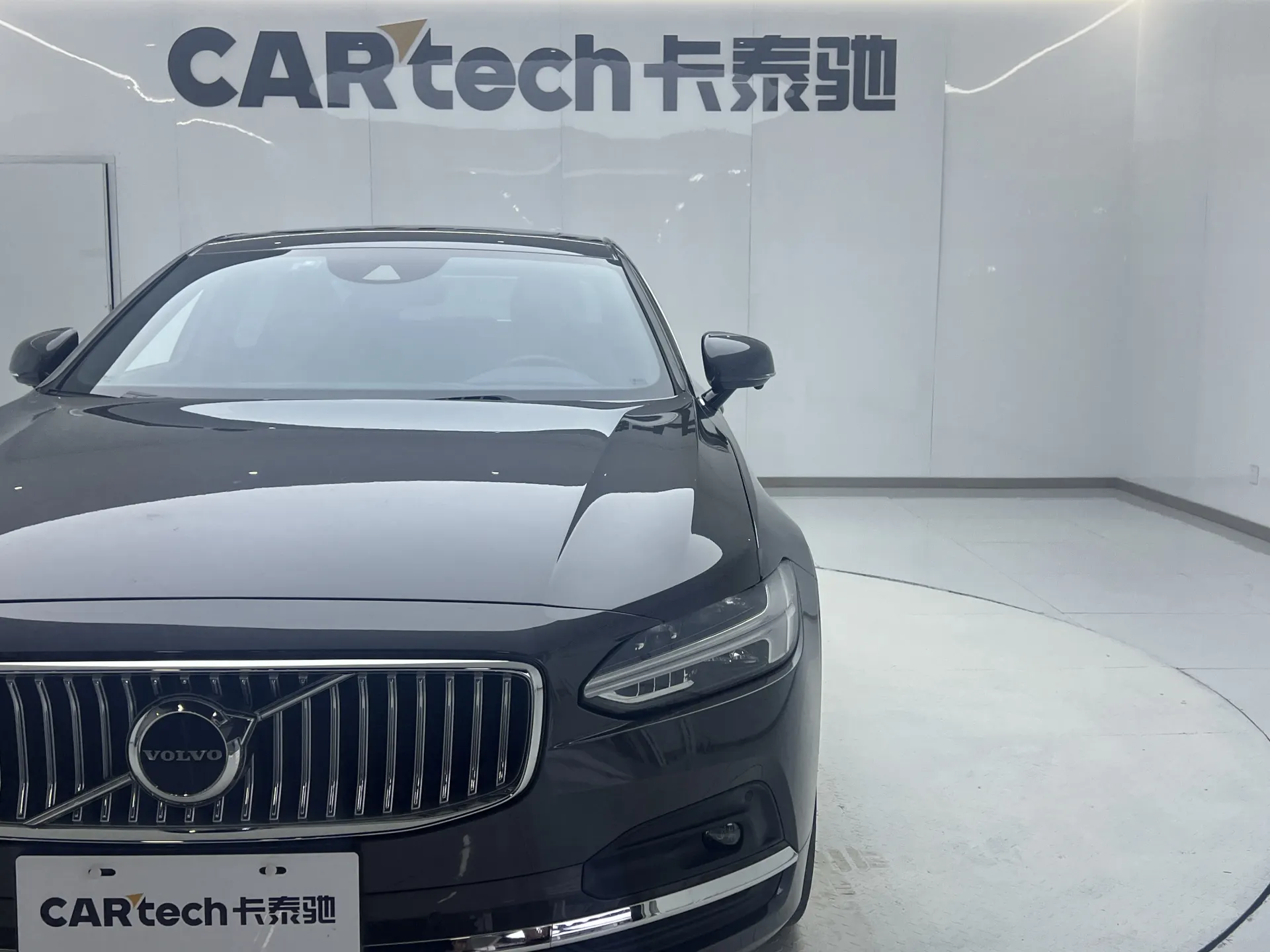 Volvo S90, 2021 все фото