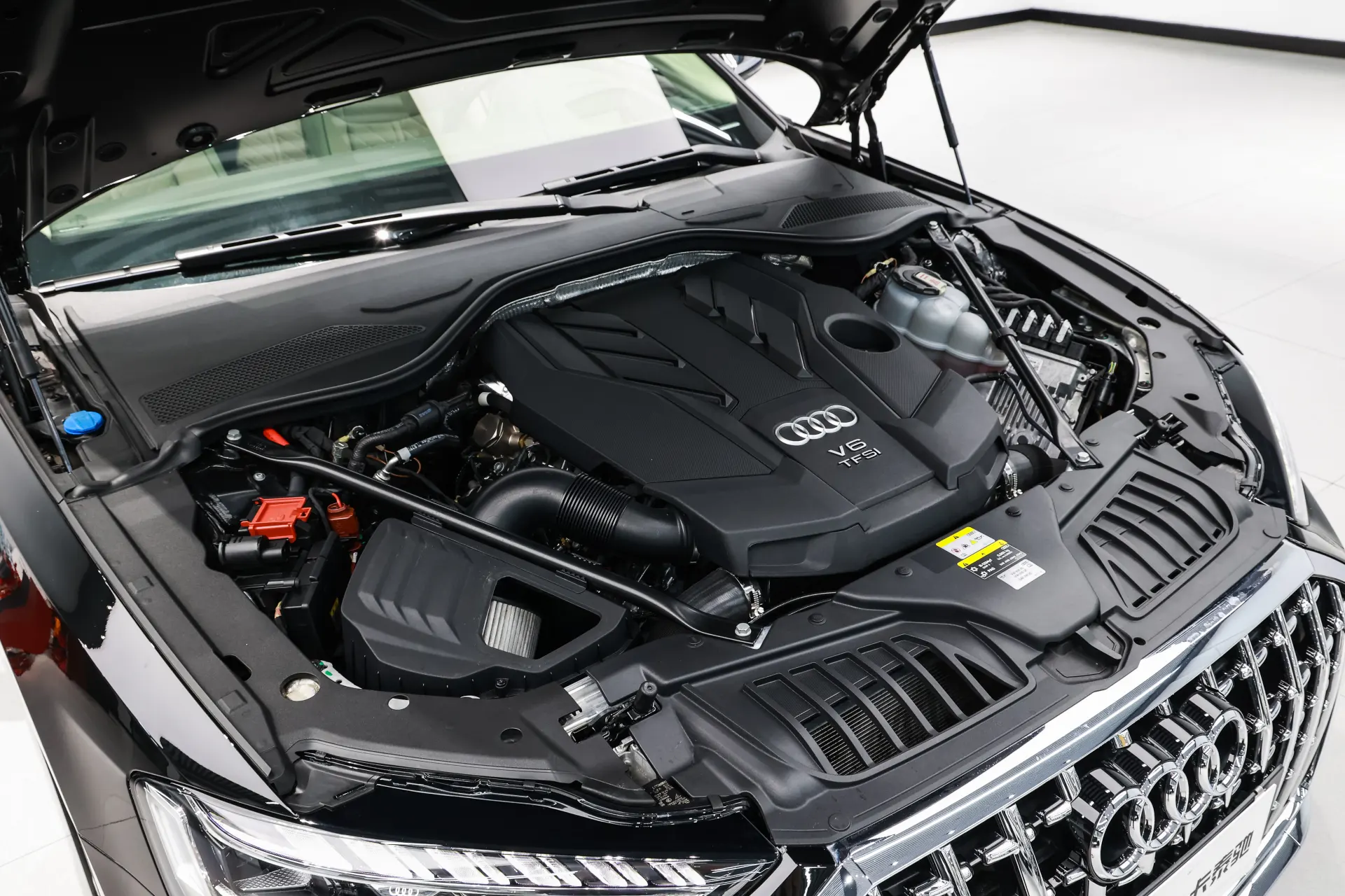 Audi A8L, 2025 11