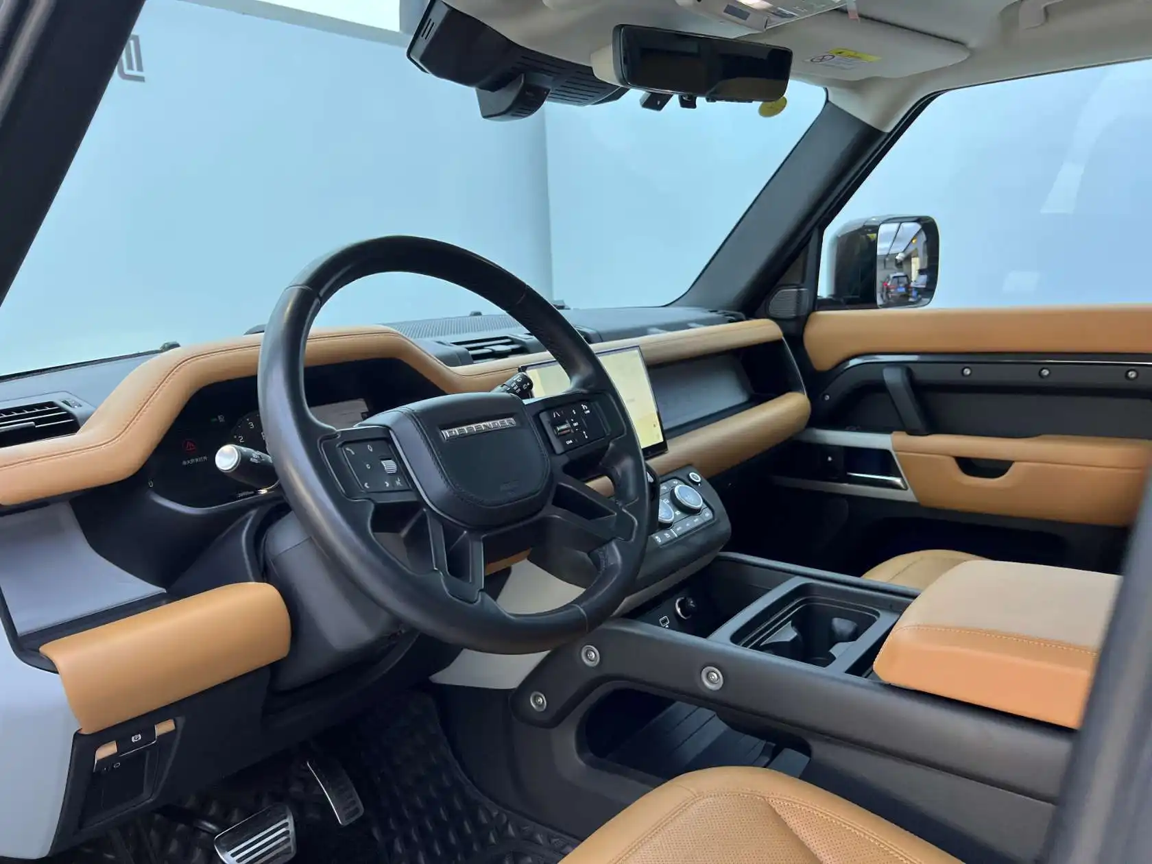 Land Rover Defender, 2023 8