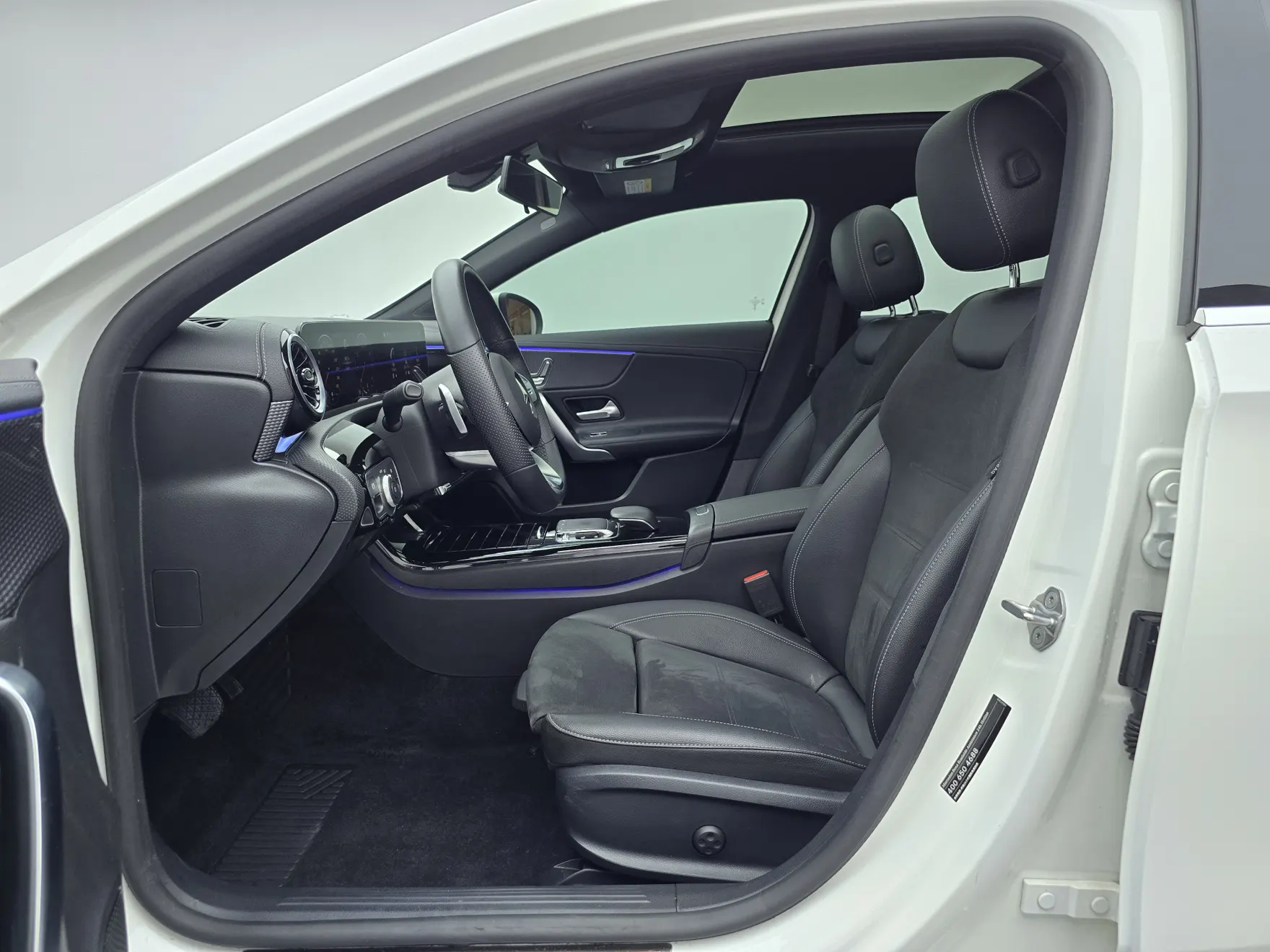 Mercedes-Benz A 200 L, 2019 17