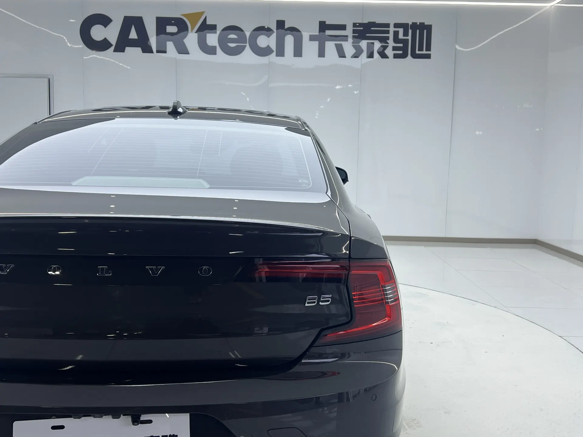 Volvo S90, 2021 3